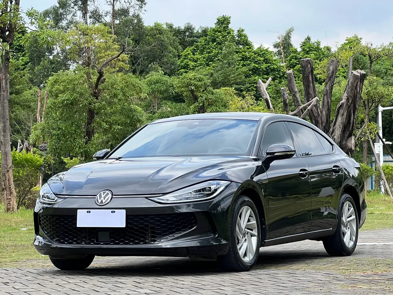 Volkswagen Lamando (Lingdu)  из Китая