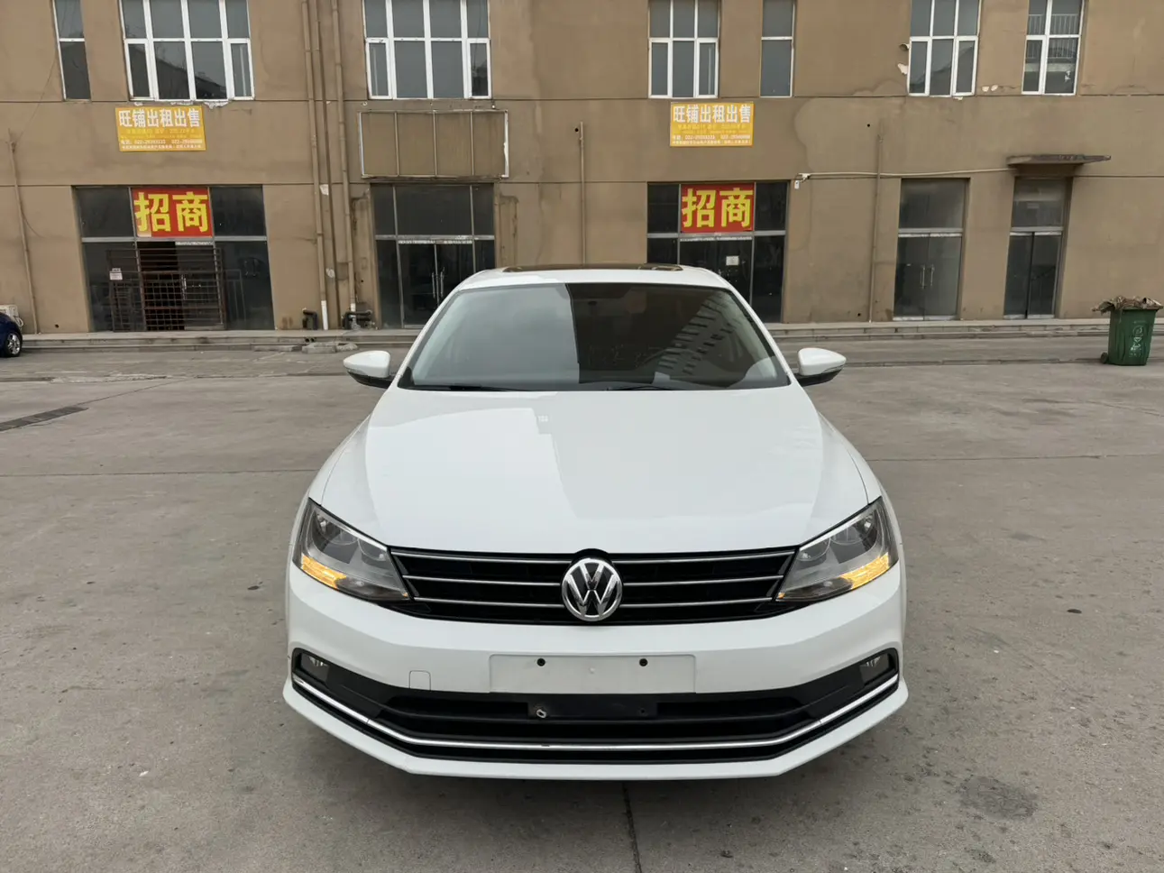 Volkswagen Sagitar  из Китая