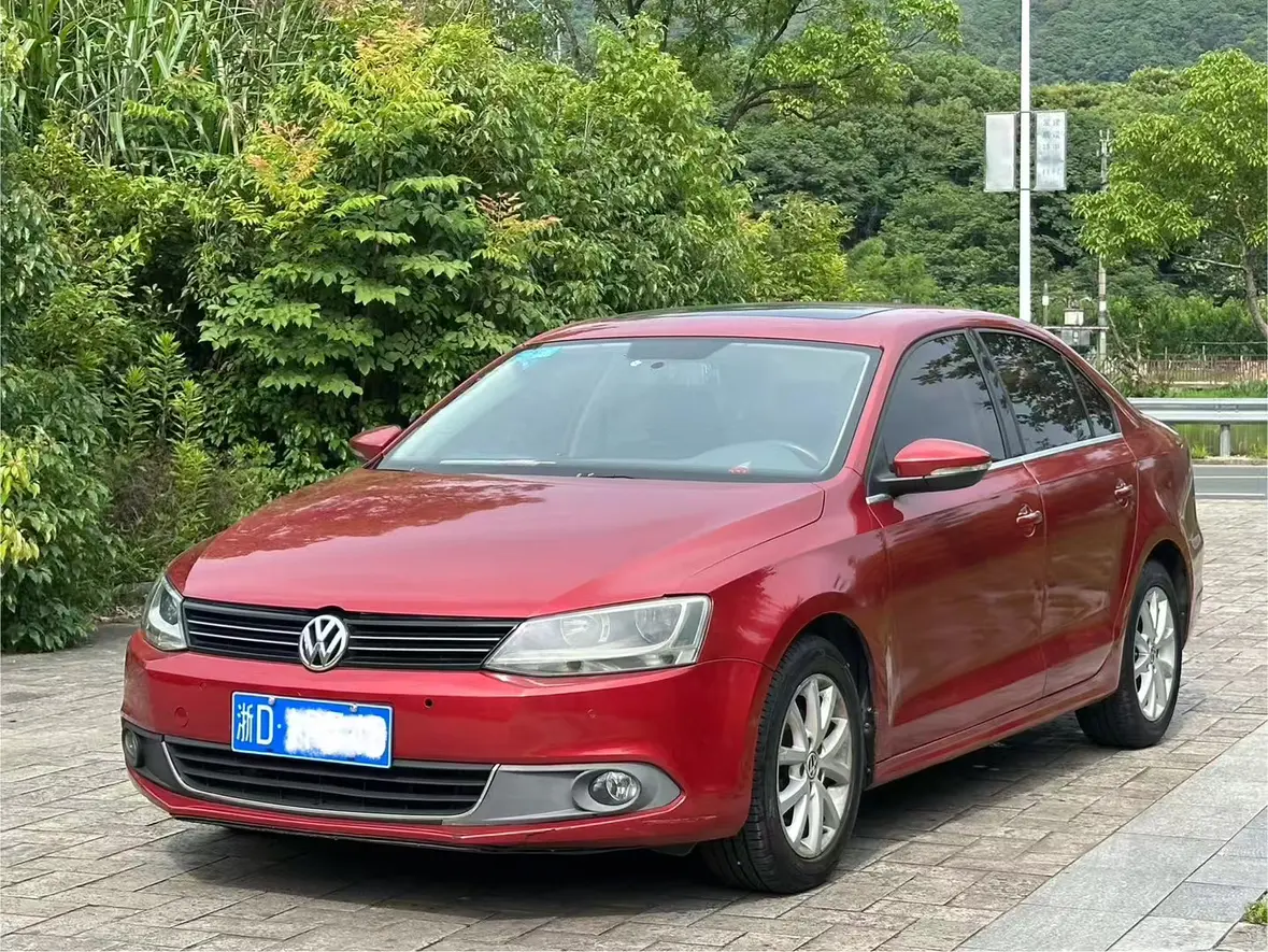 Volkswagen Sagitar  из Китая