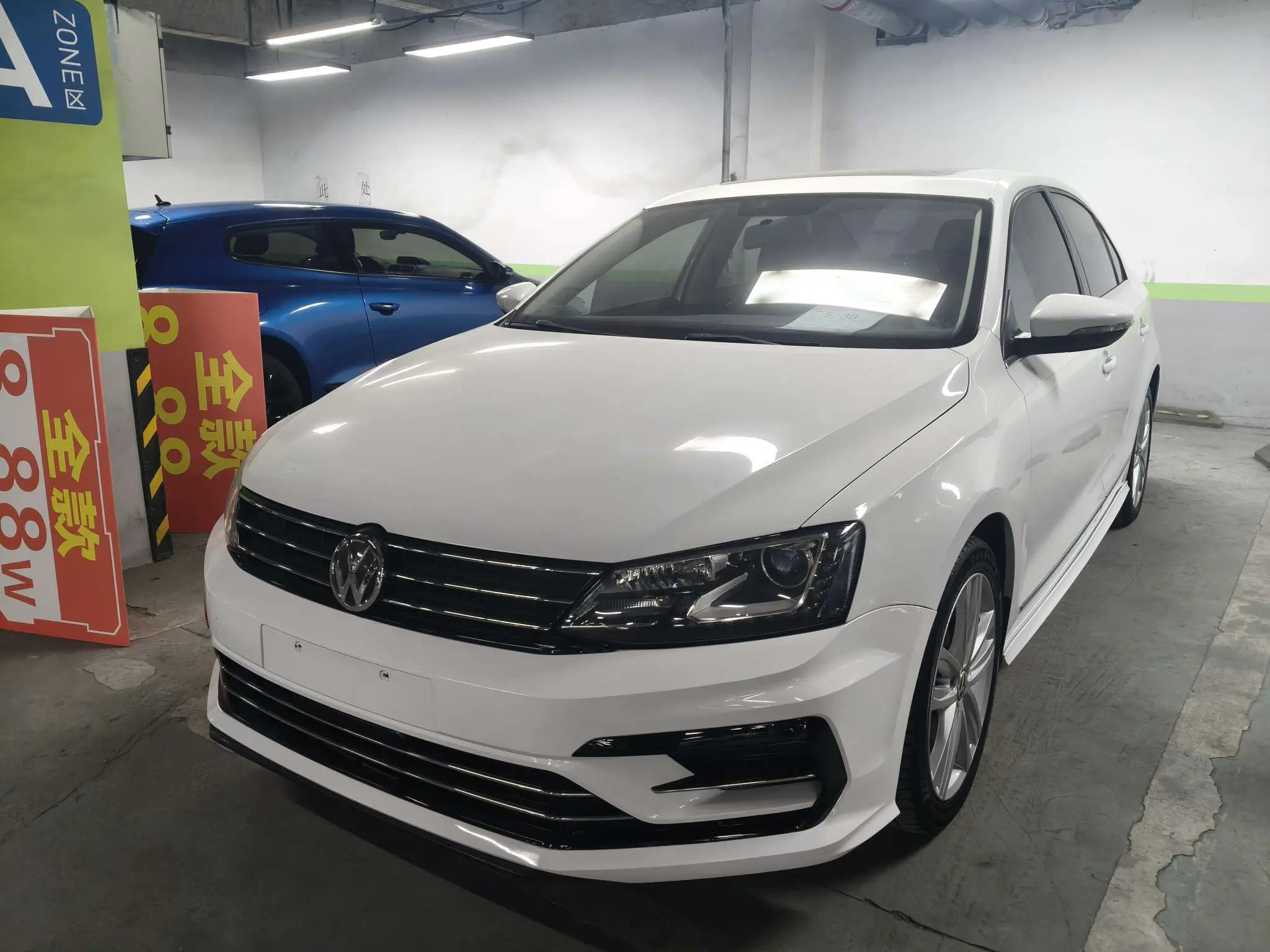 Volkswagen Sagitar  из Китая