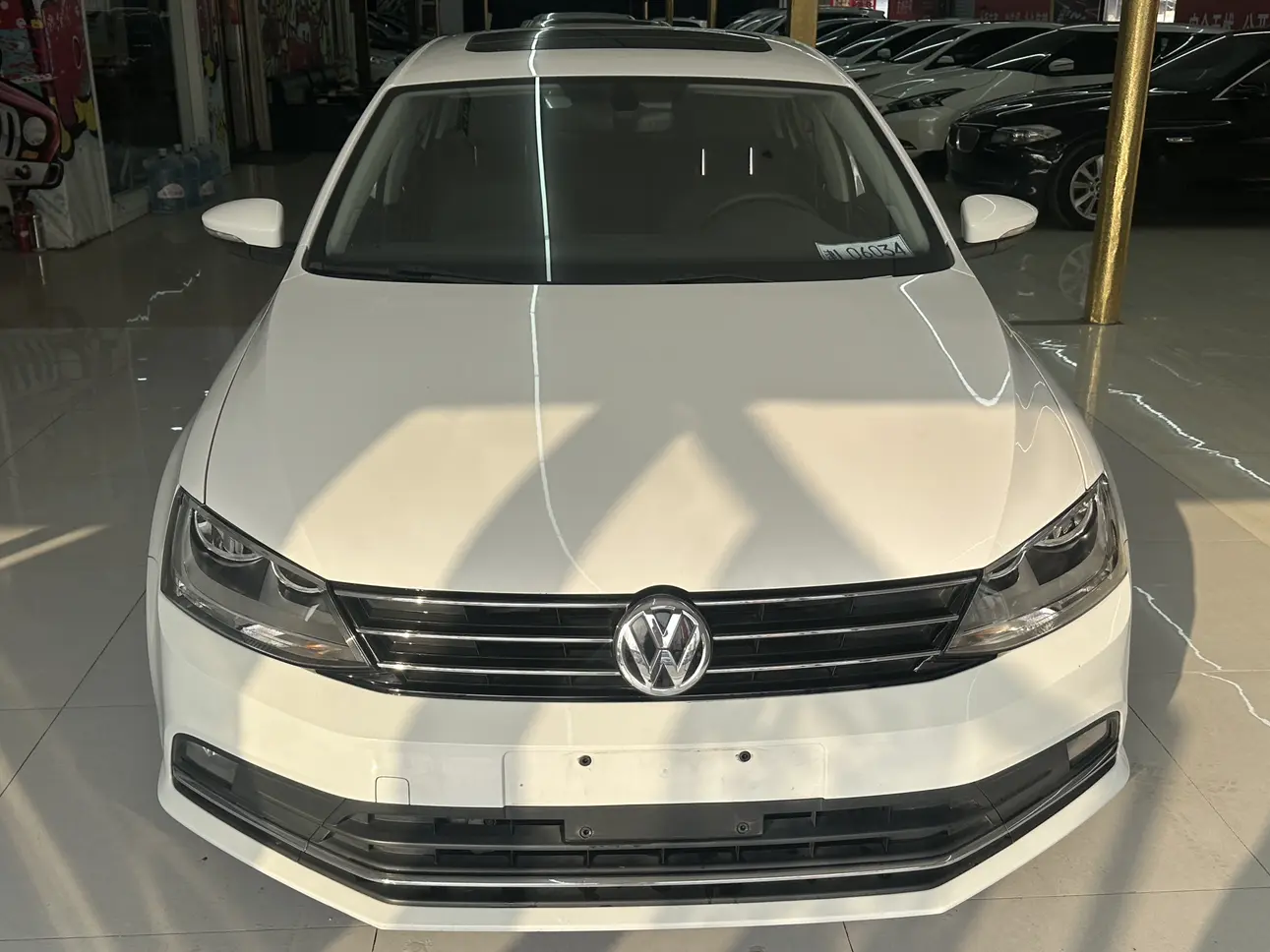 Volkswagen Sagitar  из Китая