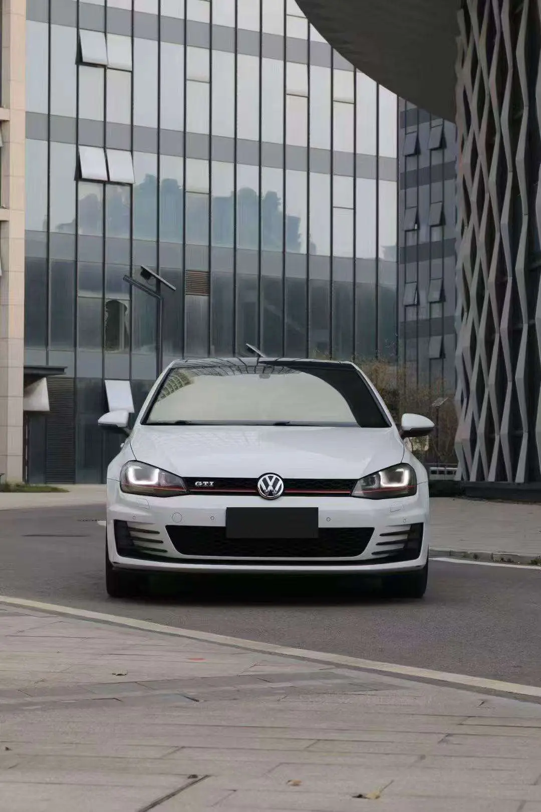 Volkswagen Golf GTI  из Китая