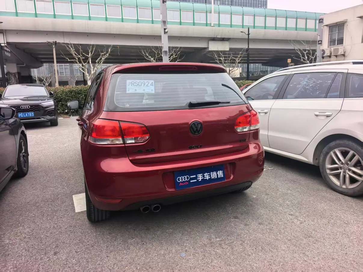 Volkswagen Golf  из Китая