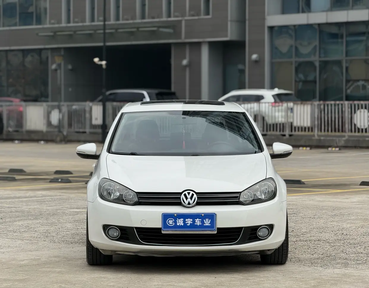 Volkswagen Golf  из Китая