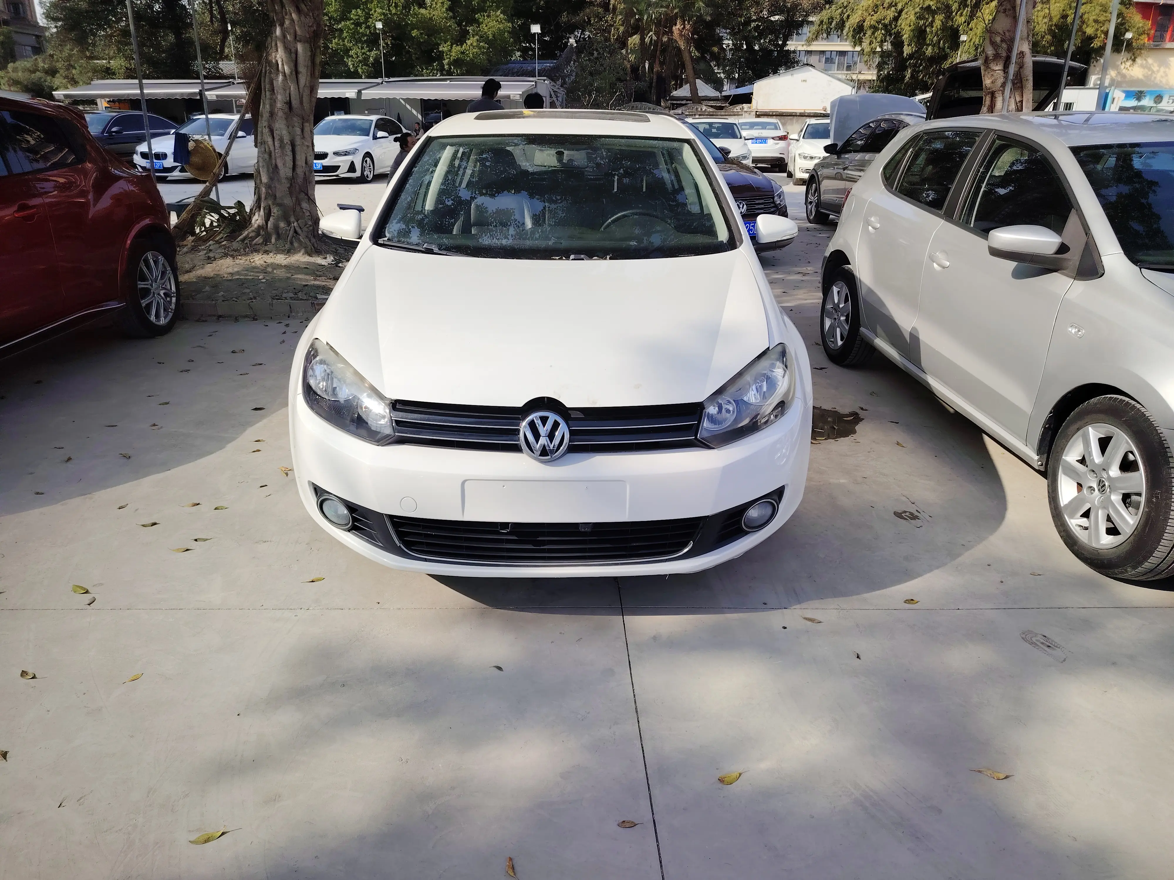 Volkswagen Golf  из Китая