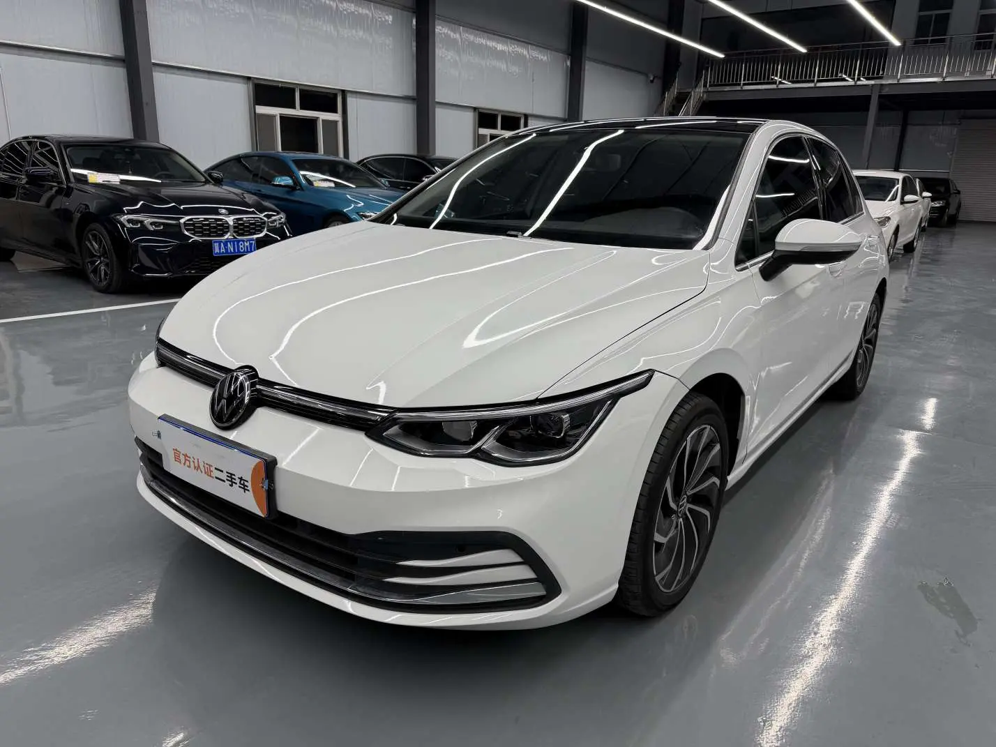 Volkswagen Golf  из Китая