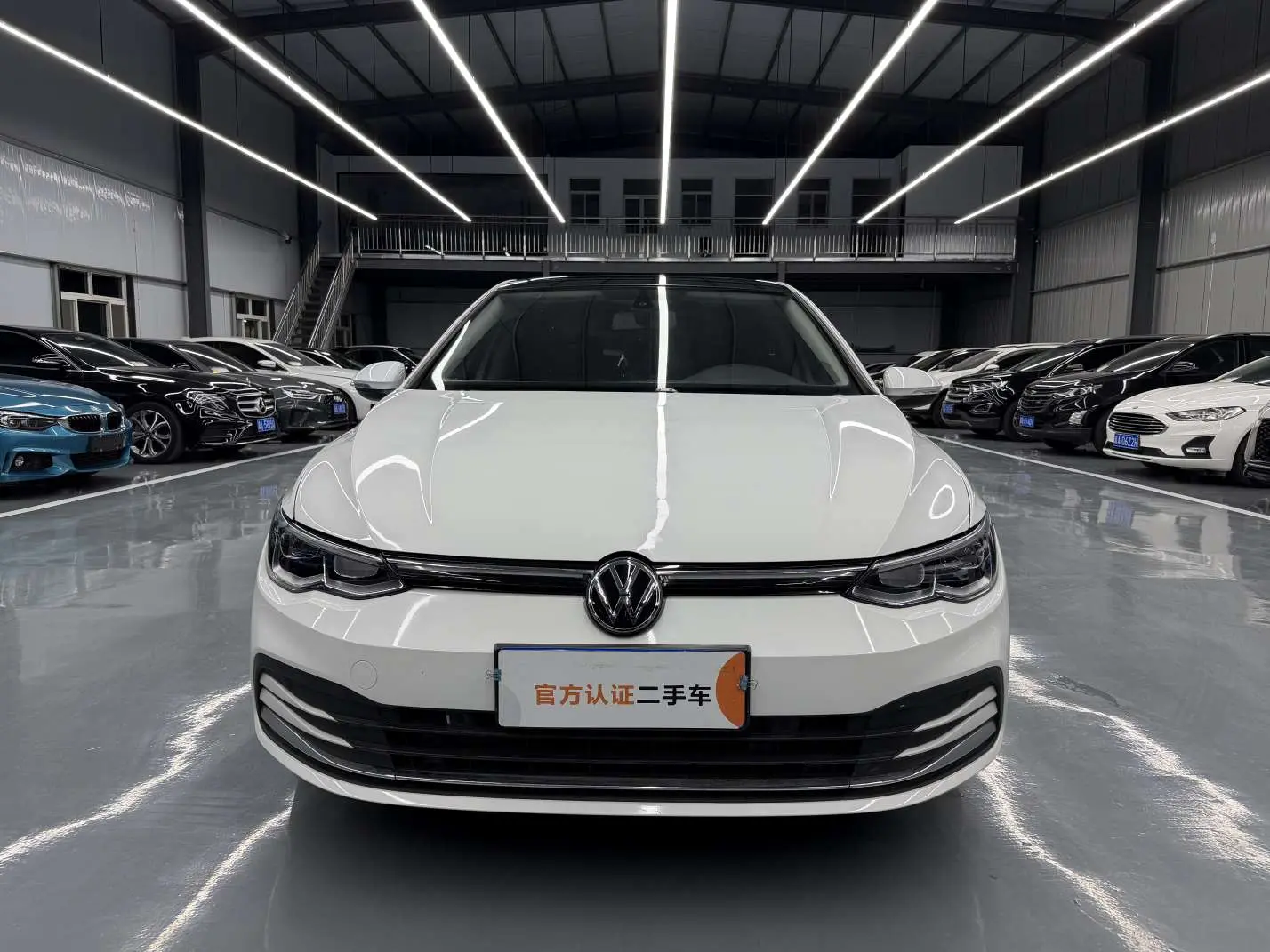 Volkswagen Golf  из Китая