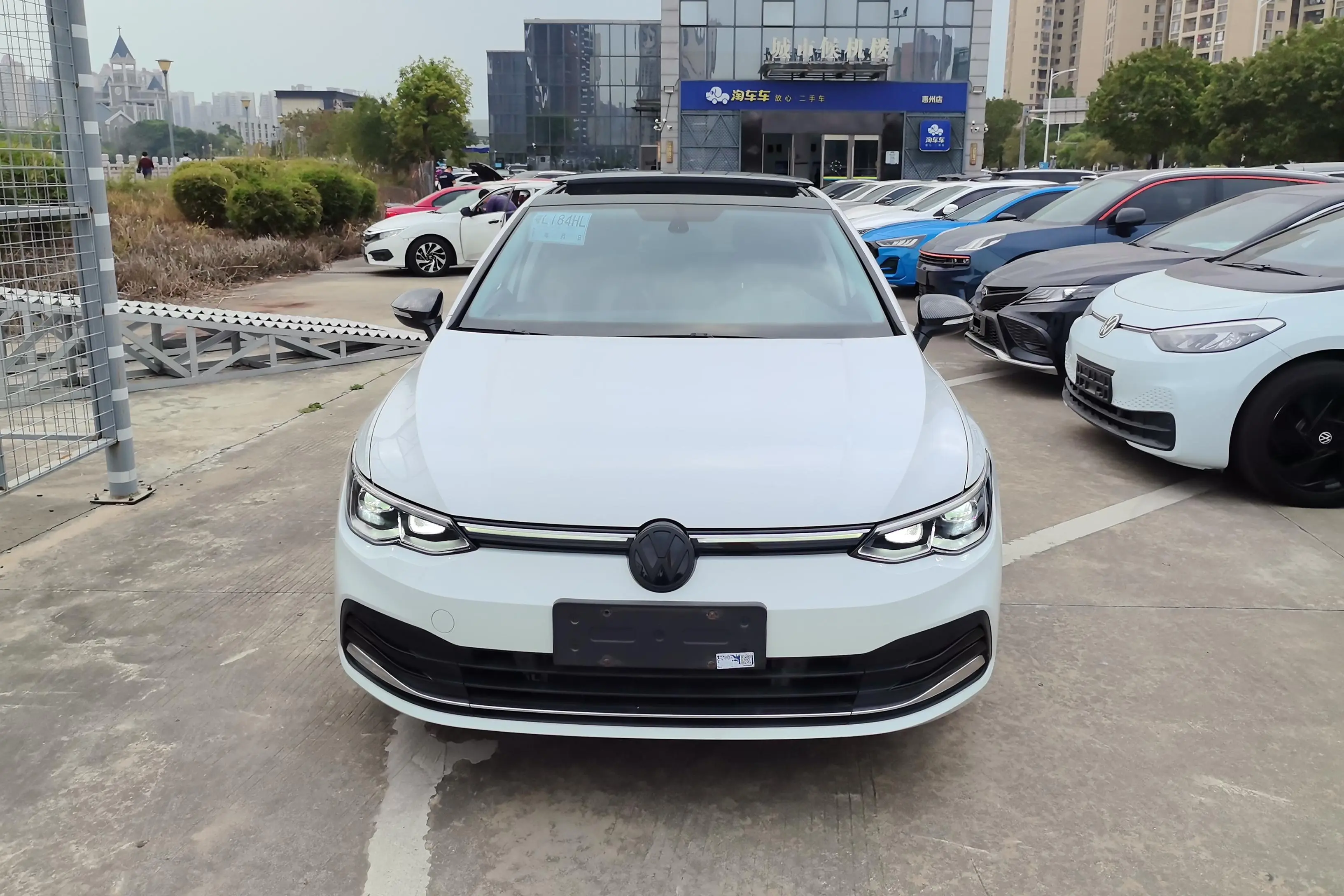 Volkswagen Golf  из Китая