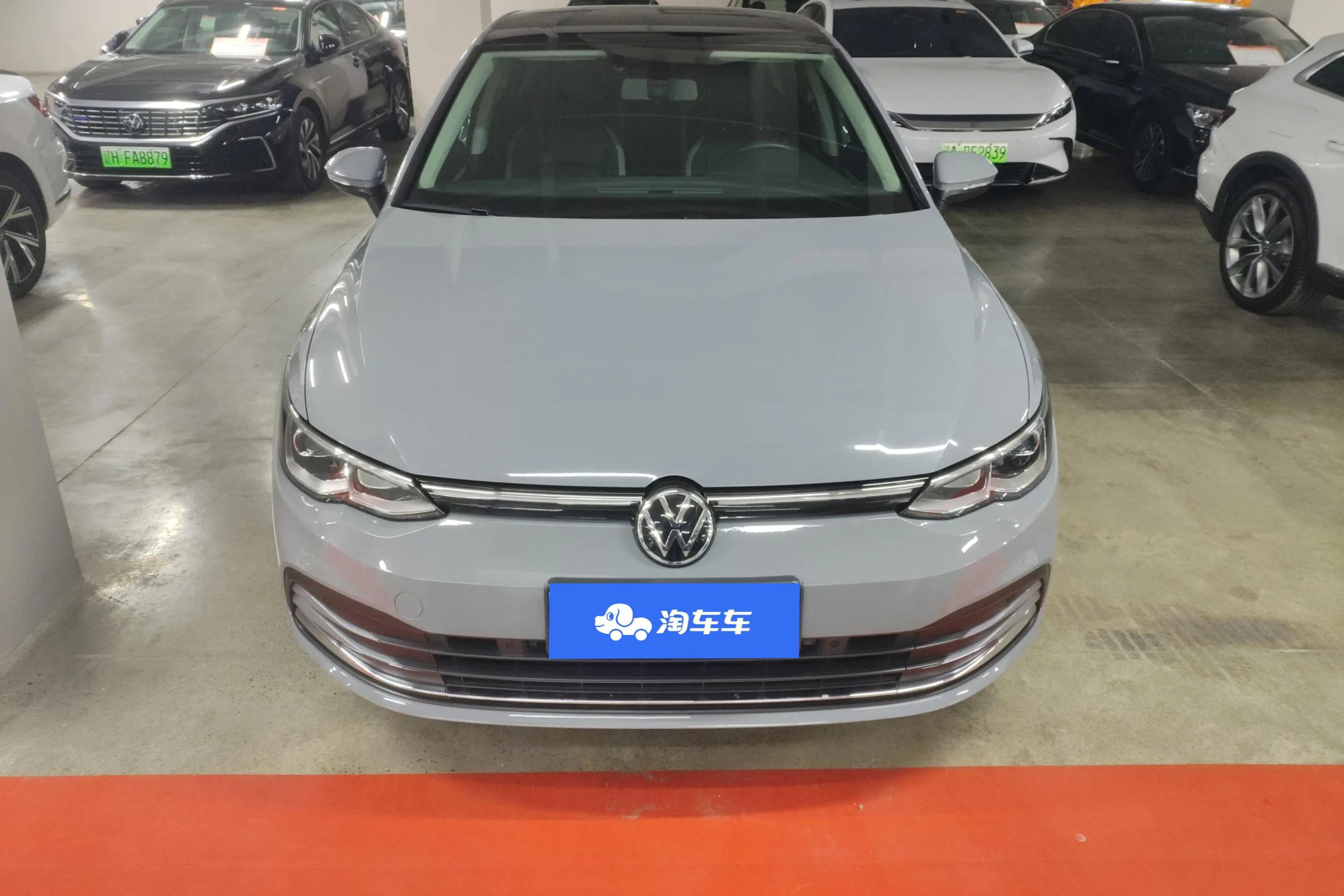 Volkswagen Golf  из Китая