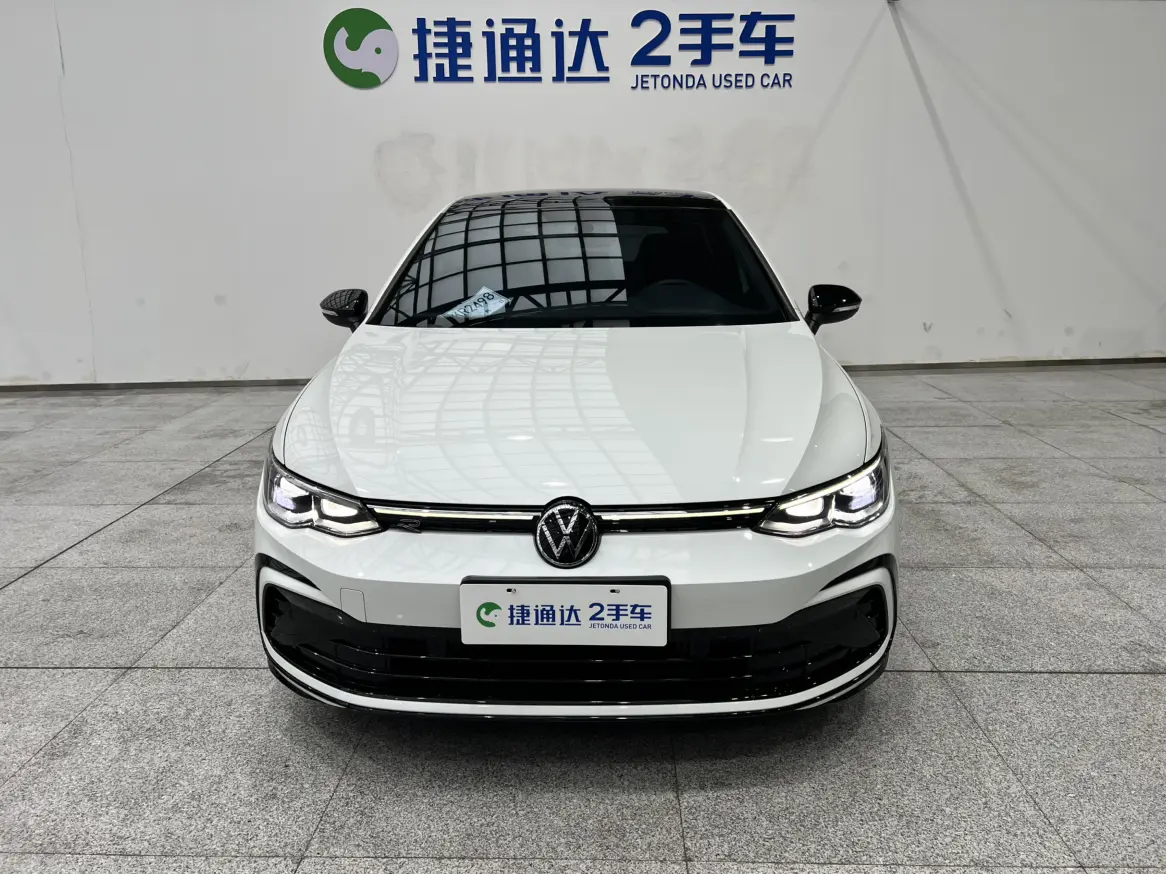 Volkswagen Golf  из Китая