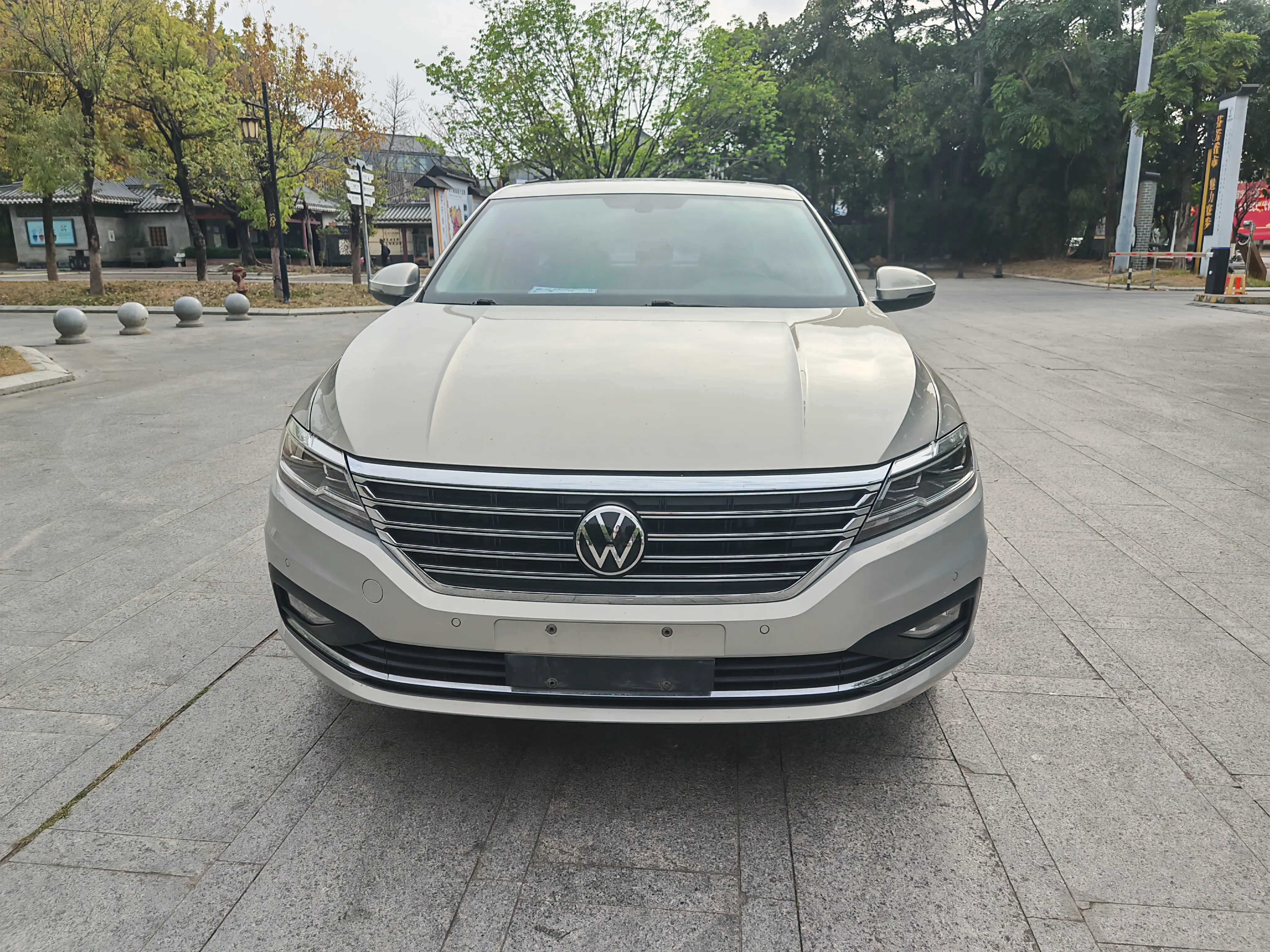Volkswagen Lavida  из Китая