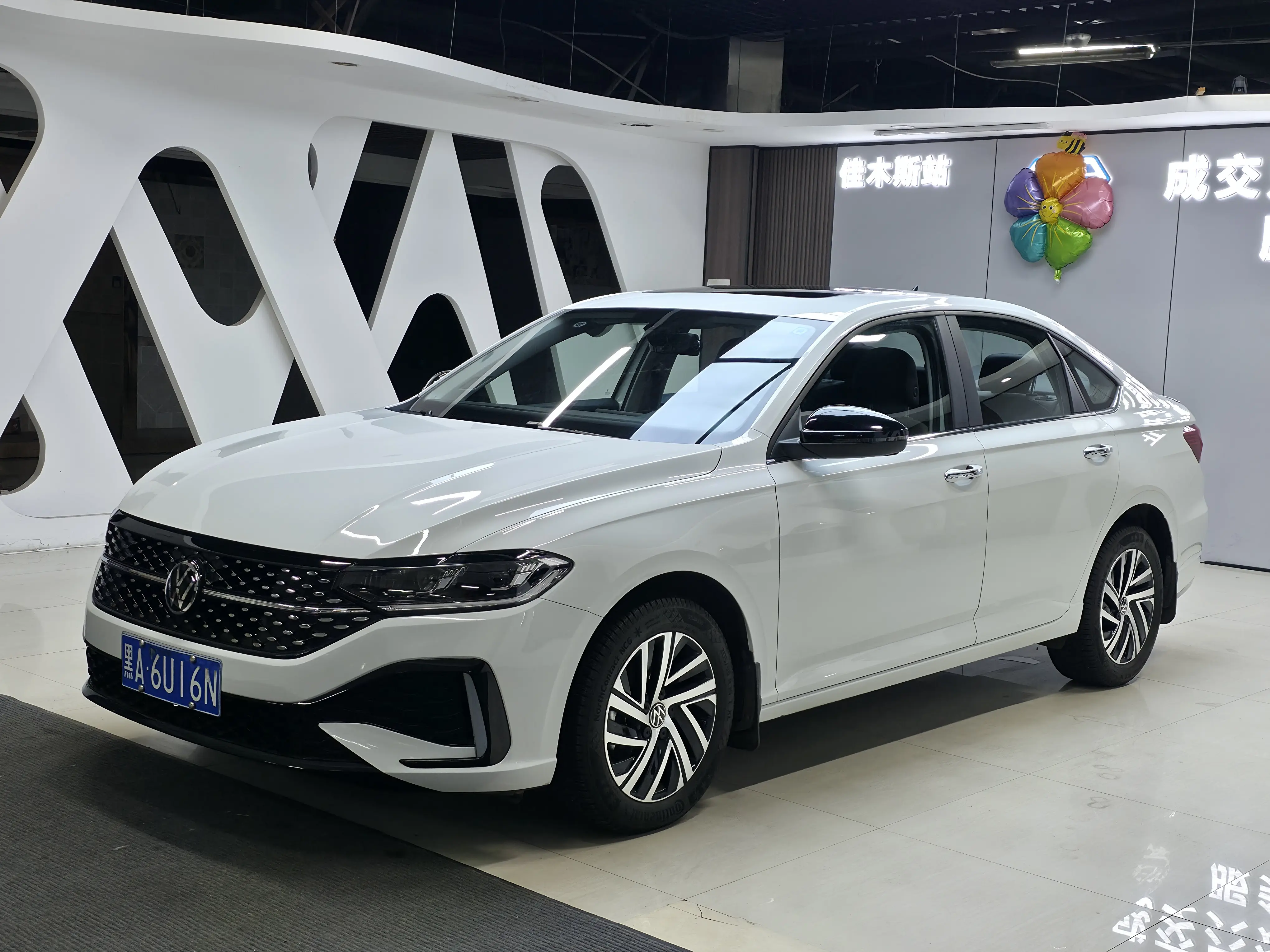 Volkswagen Lavida  из Китая