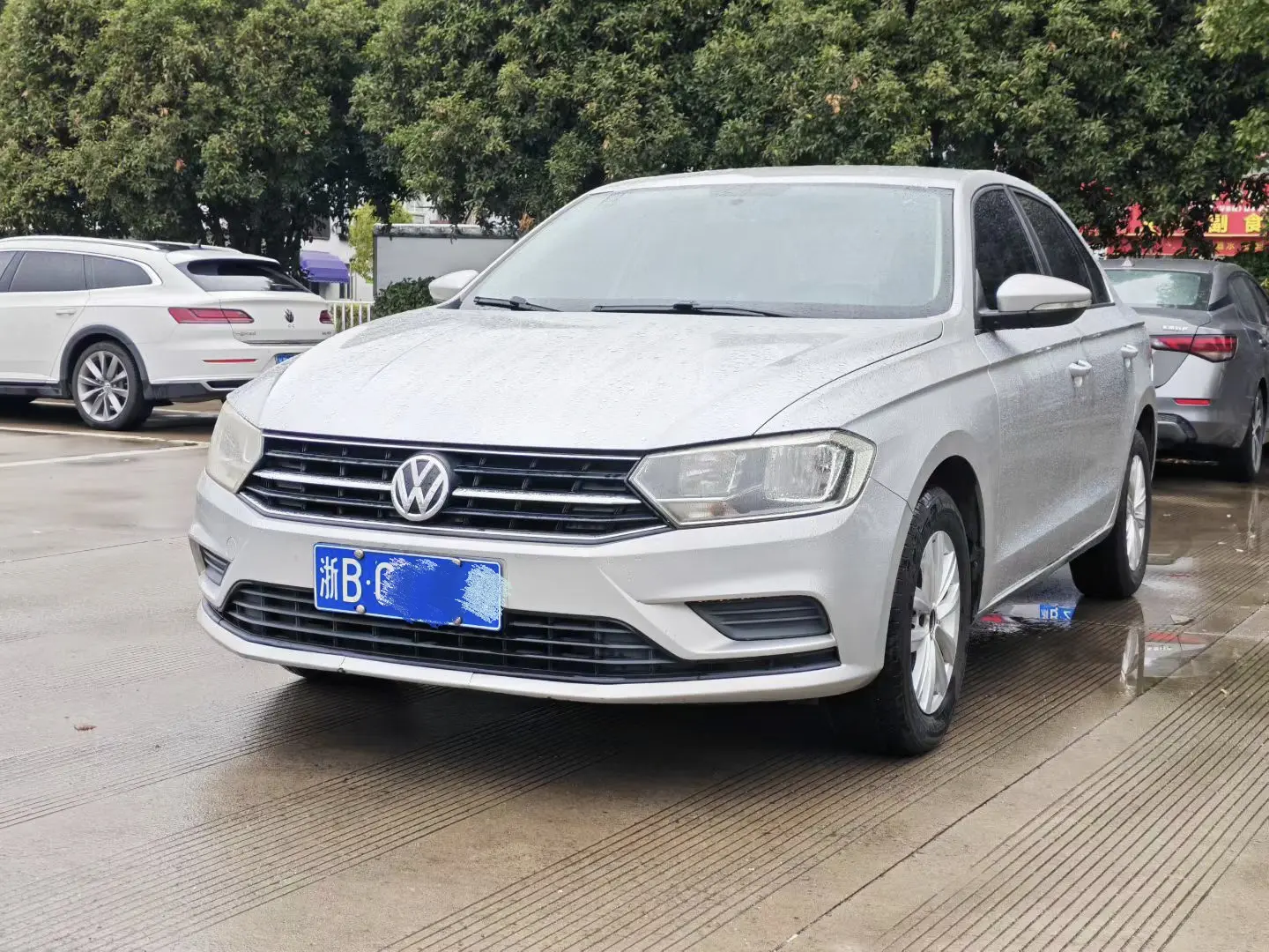 Volkswagen Bora  из Китая