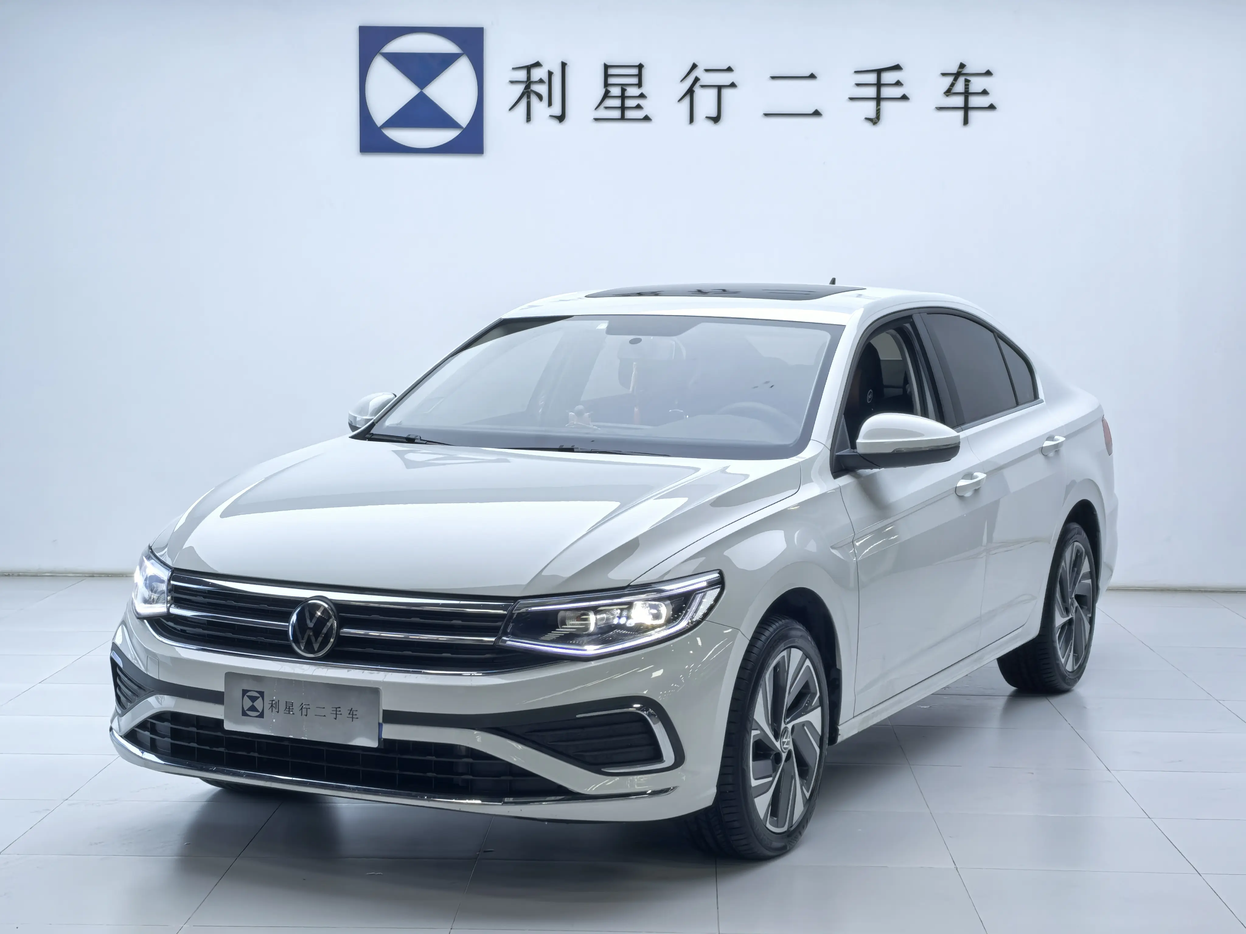 Volkswagen Bora  из Китая