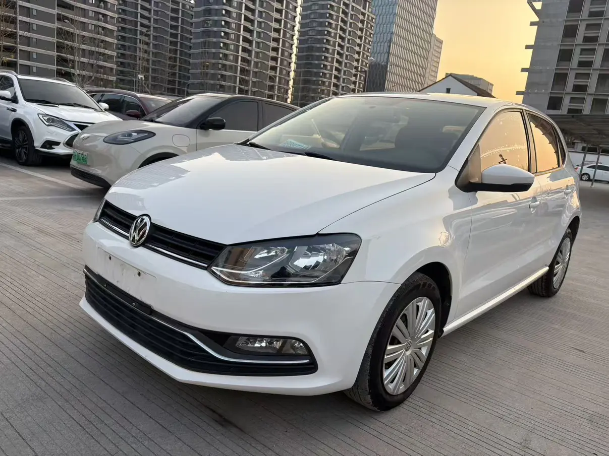 Volkswagen Polo  из Китая