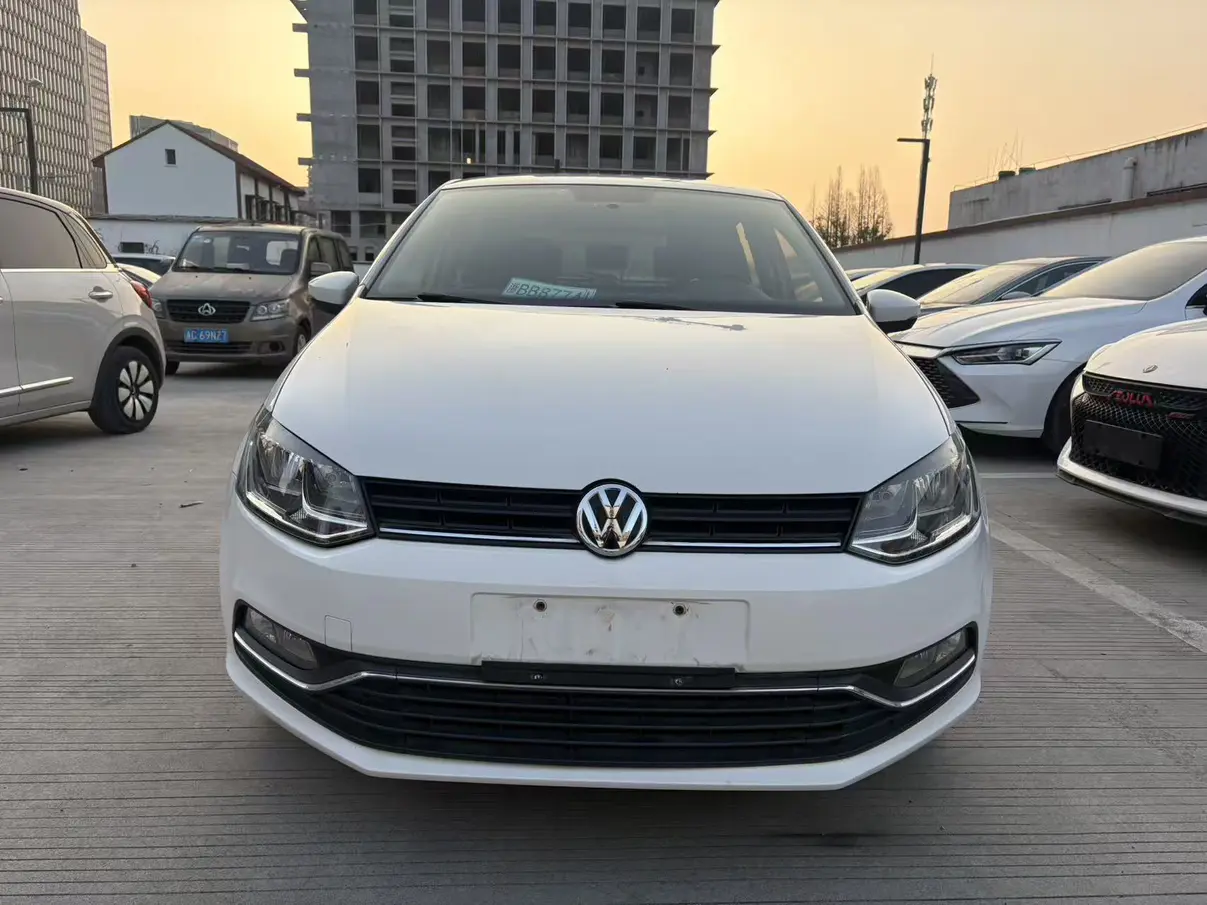 Volkswagen Polo  из Китая