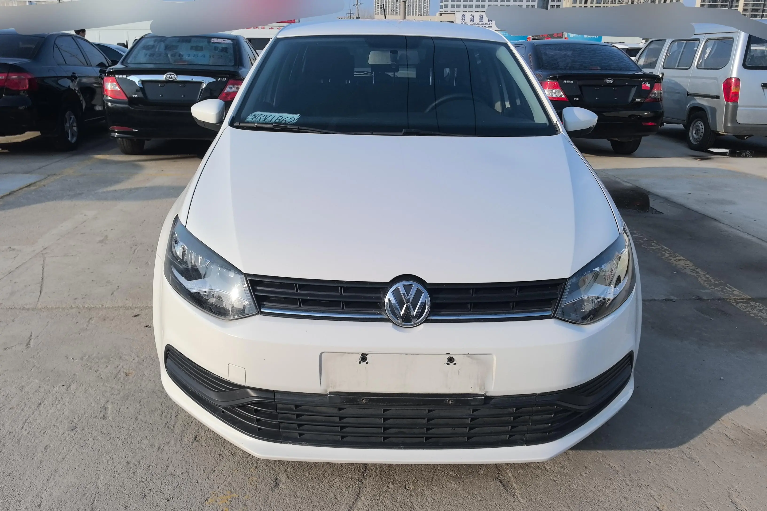 Volkswagen Polo  из Китая