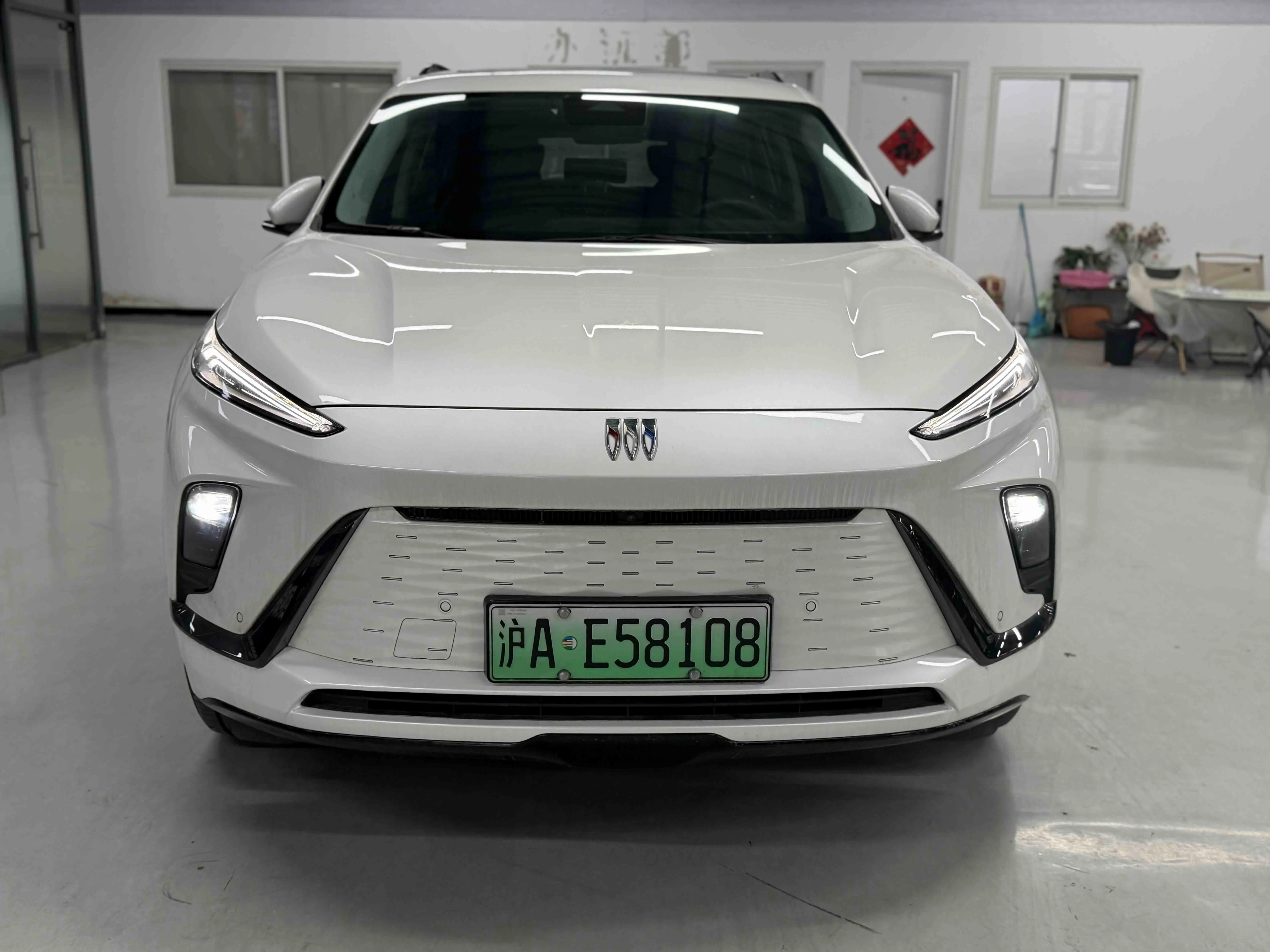 Buick E5  из Китая