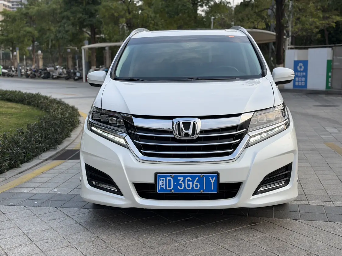 Honda Elysion (Alison)  из Китая