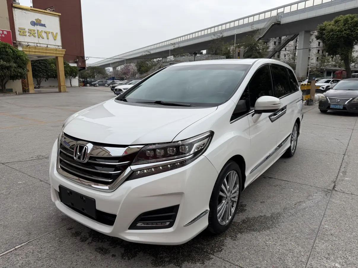 Honda Elysion (Alison)  из Китая
