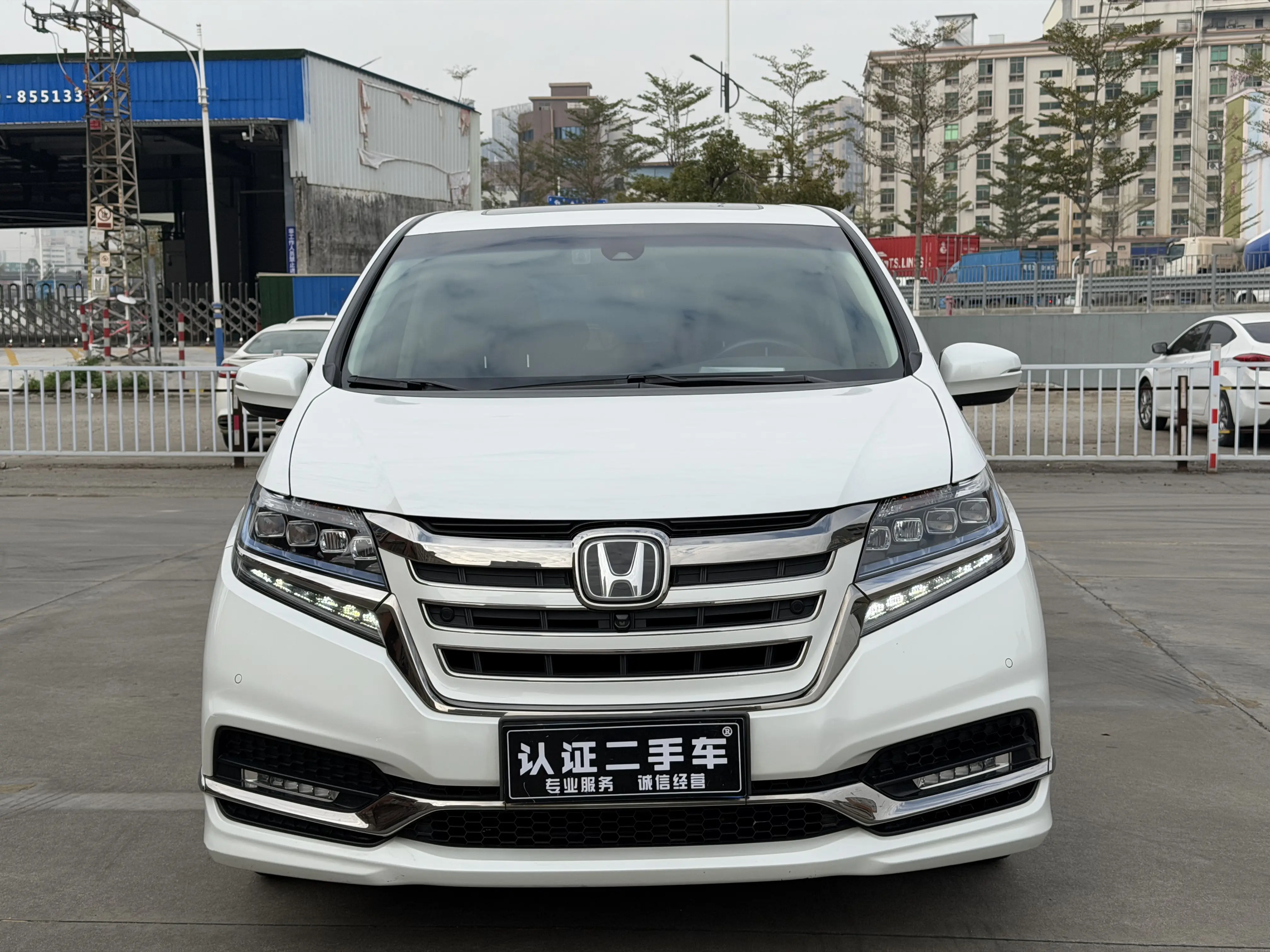 Honda Elysion (Alison)  из Китая