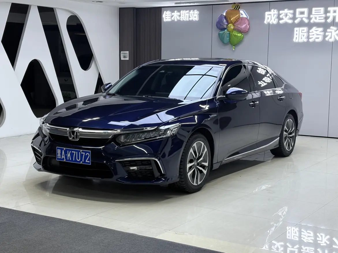 Honda Inspire (Yingshipai)  из Китая