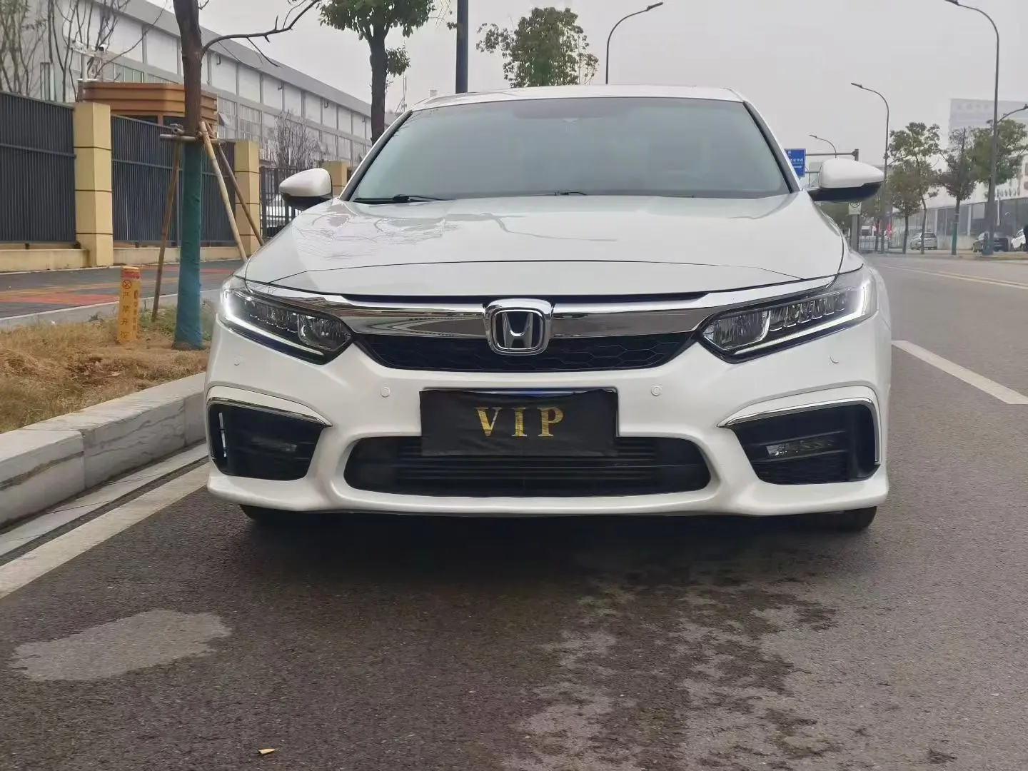 Honda Inspire (Yingshipai)  из Китая