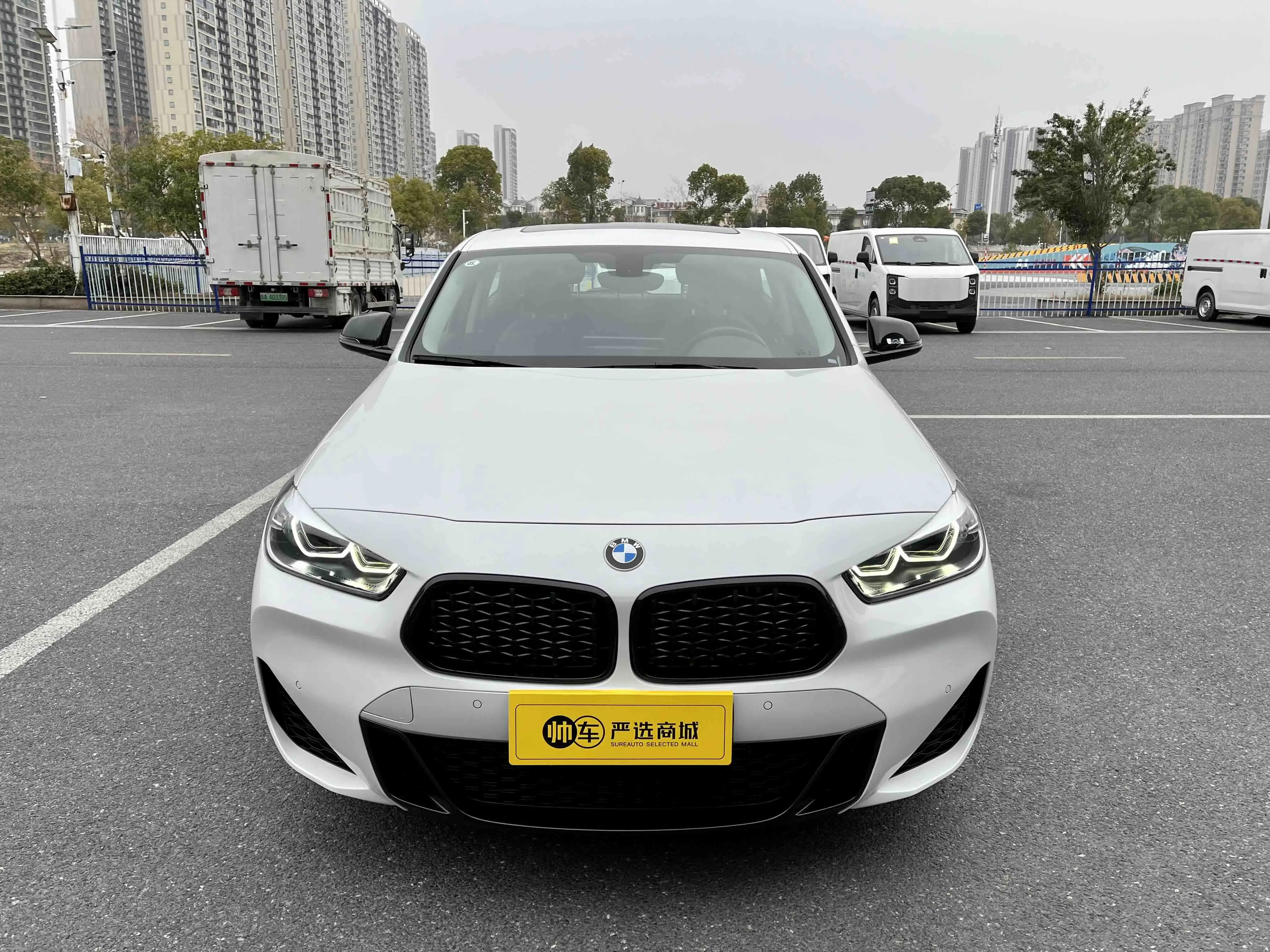 BMW X2  из Китая