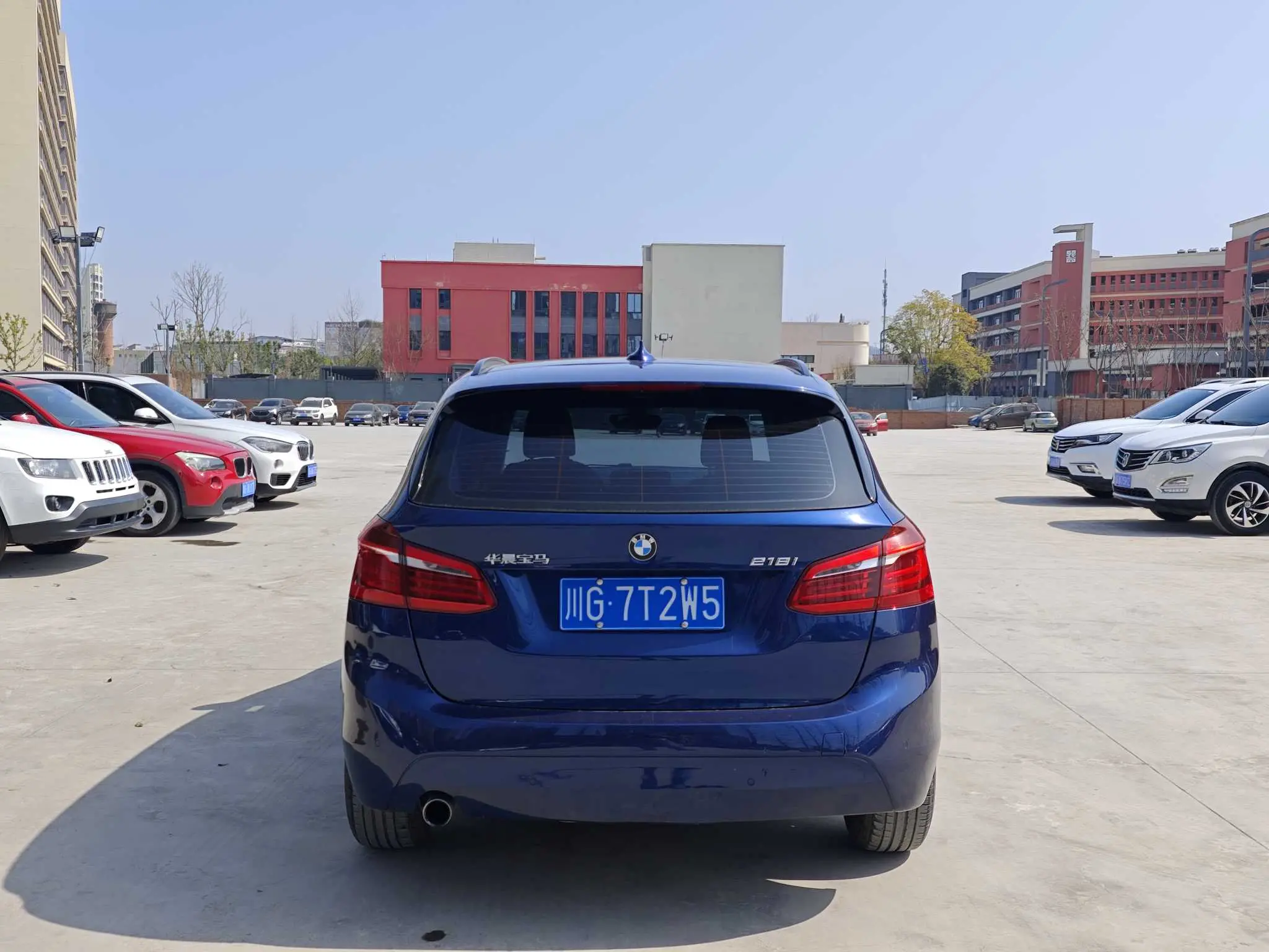 BMW 2 Series Active Tourer  из Китая