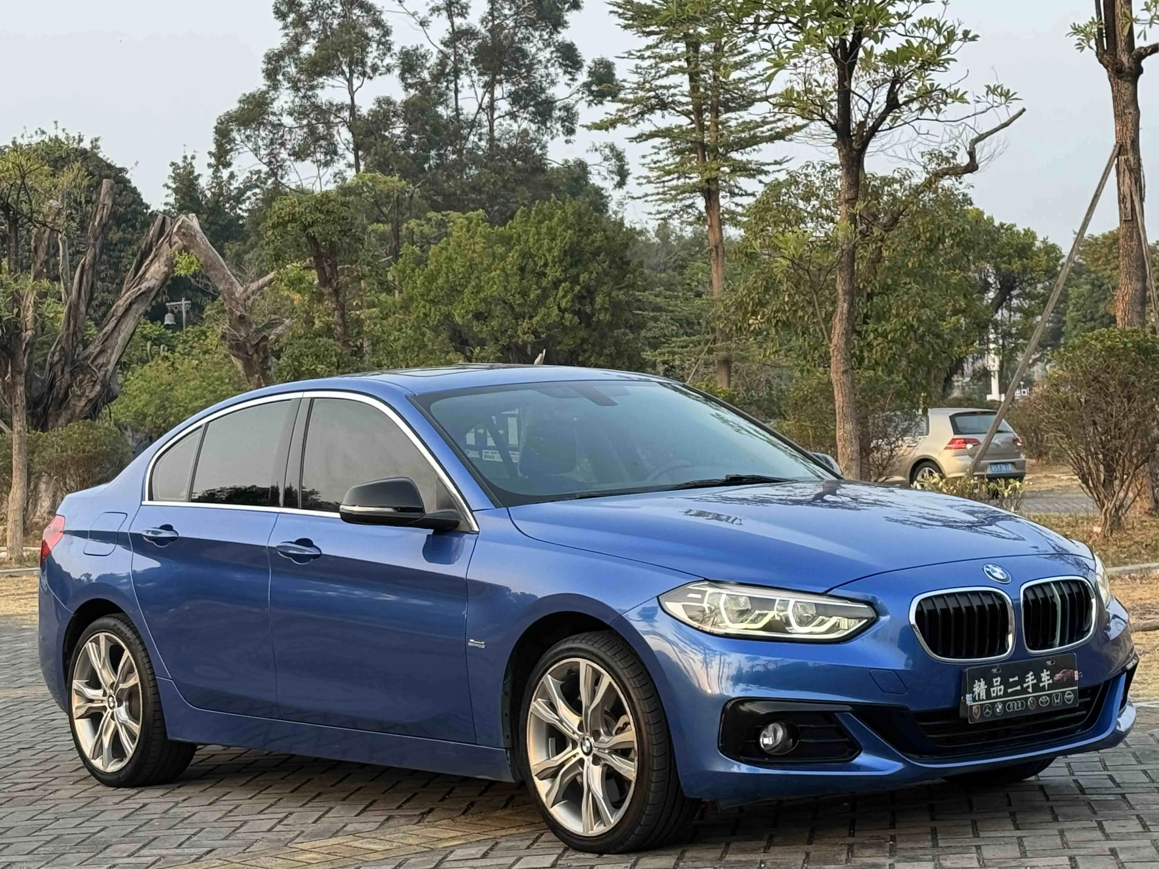 BMW 1 Series  из Китая