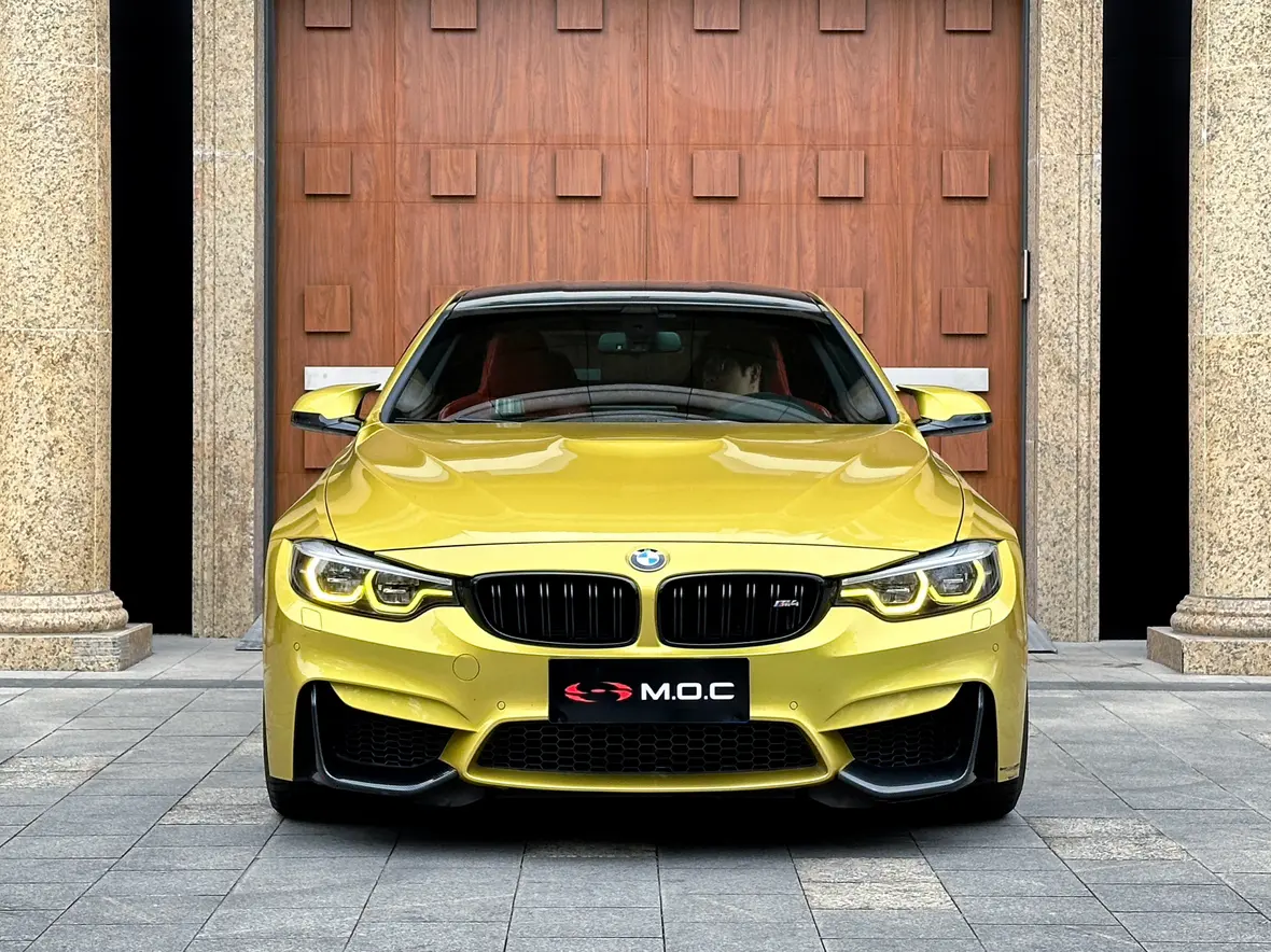 BMW M4  из Китая