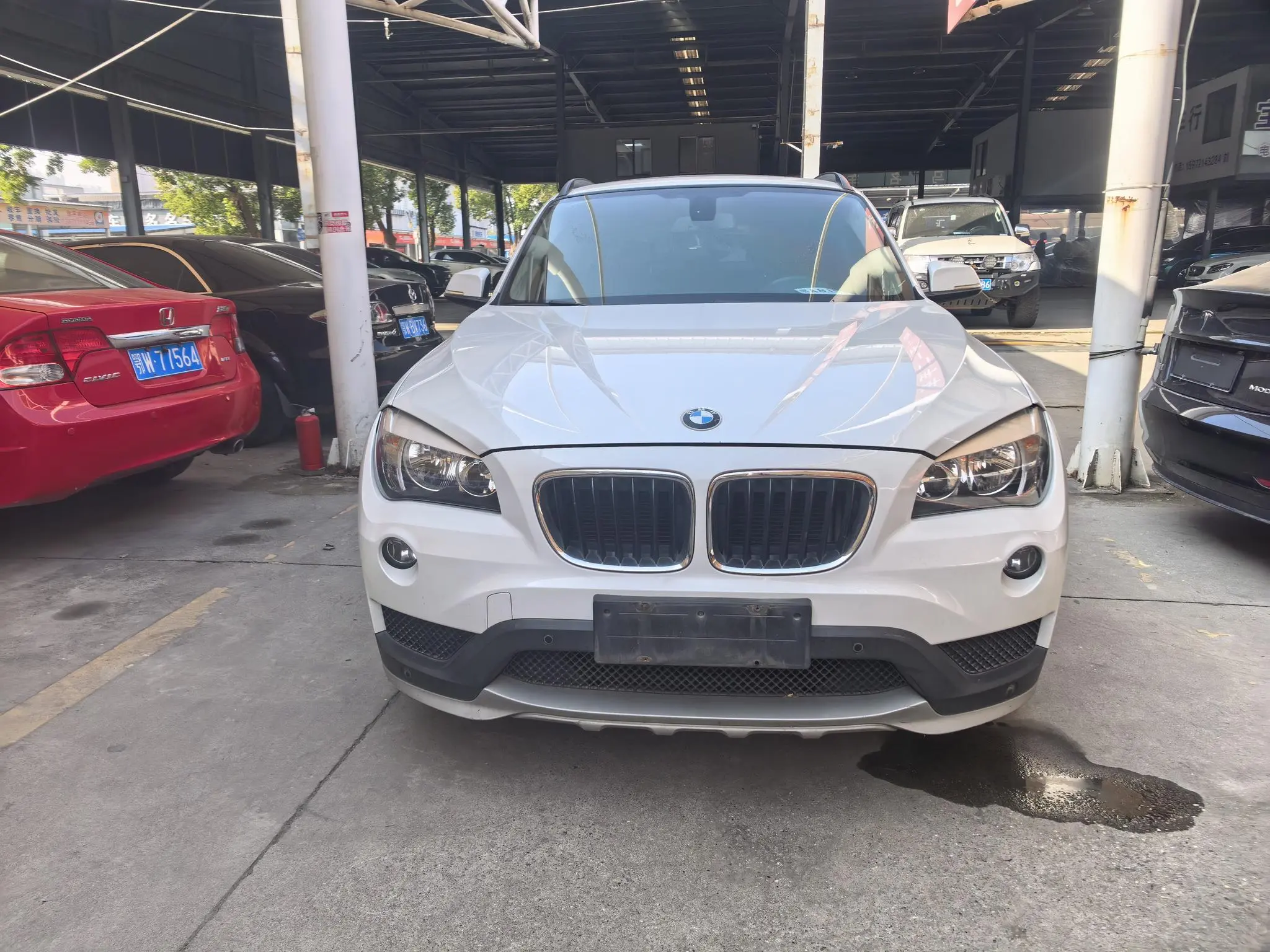 BMW X1  из Китая