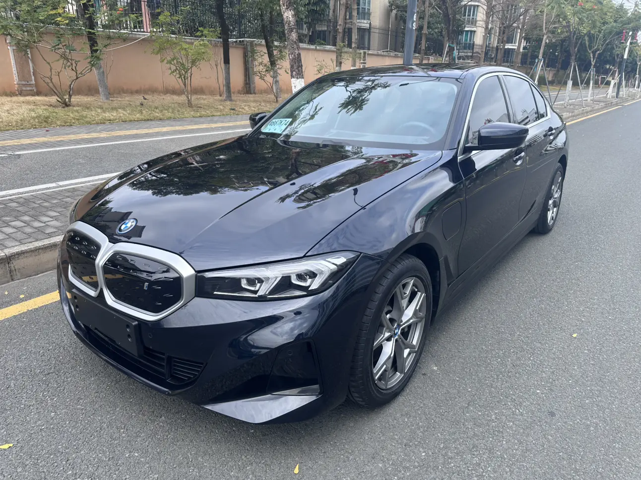 BMW i3  из Китая