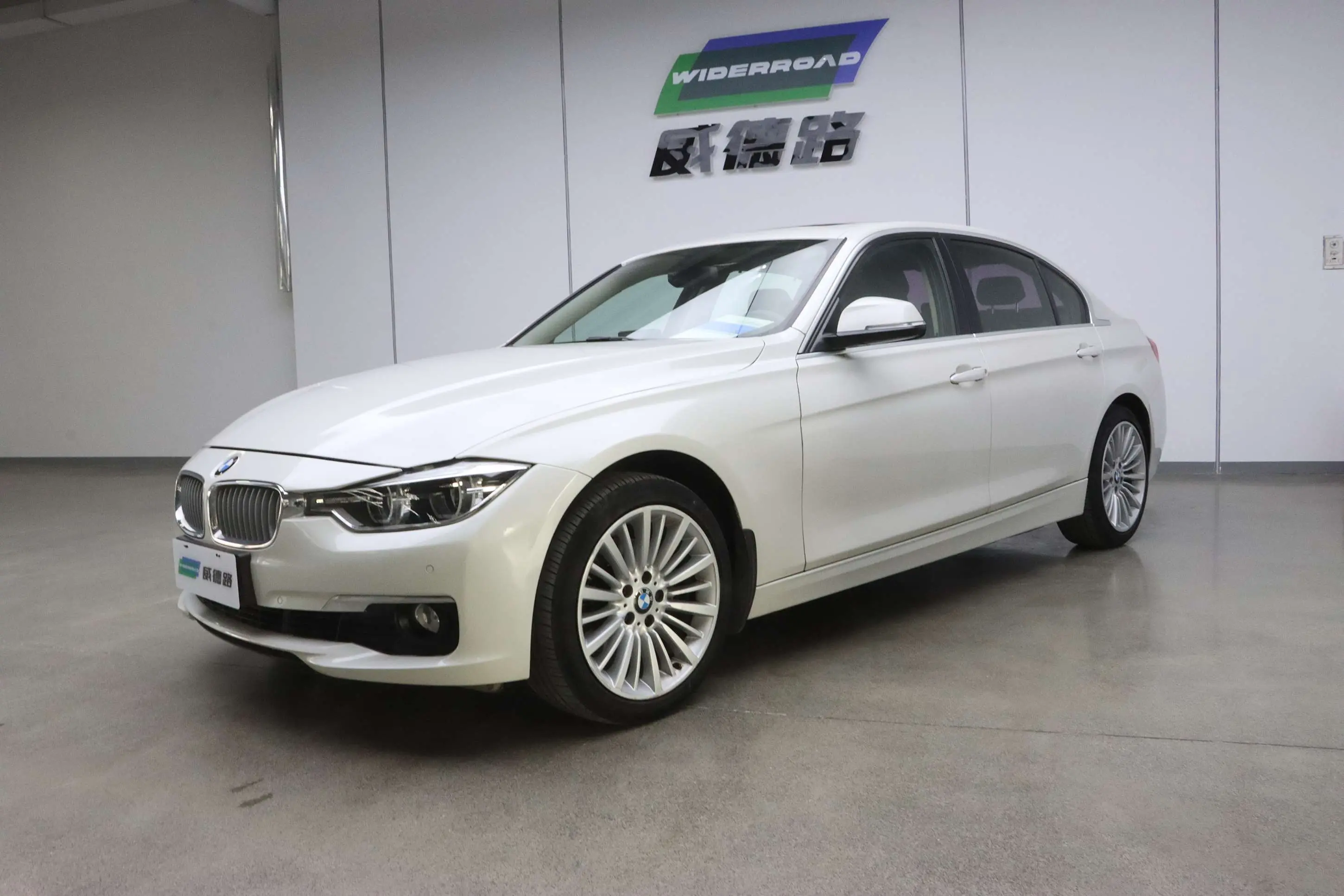 BMW 3 Series  из Китая