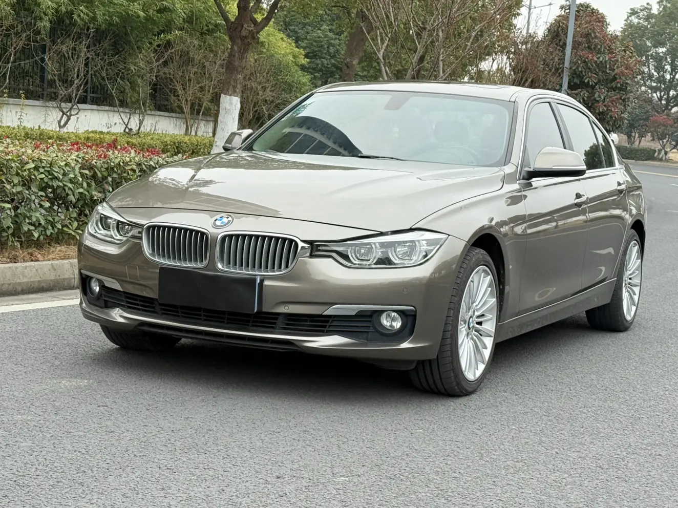 BMW 3 Series  из Китая