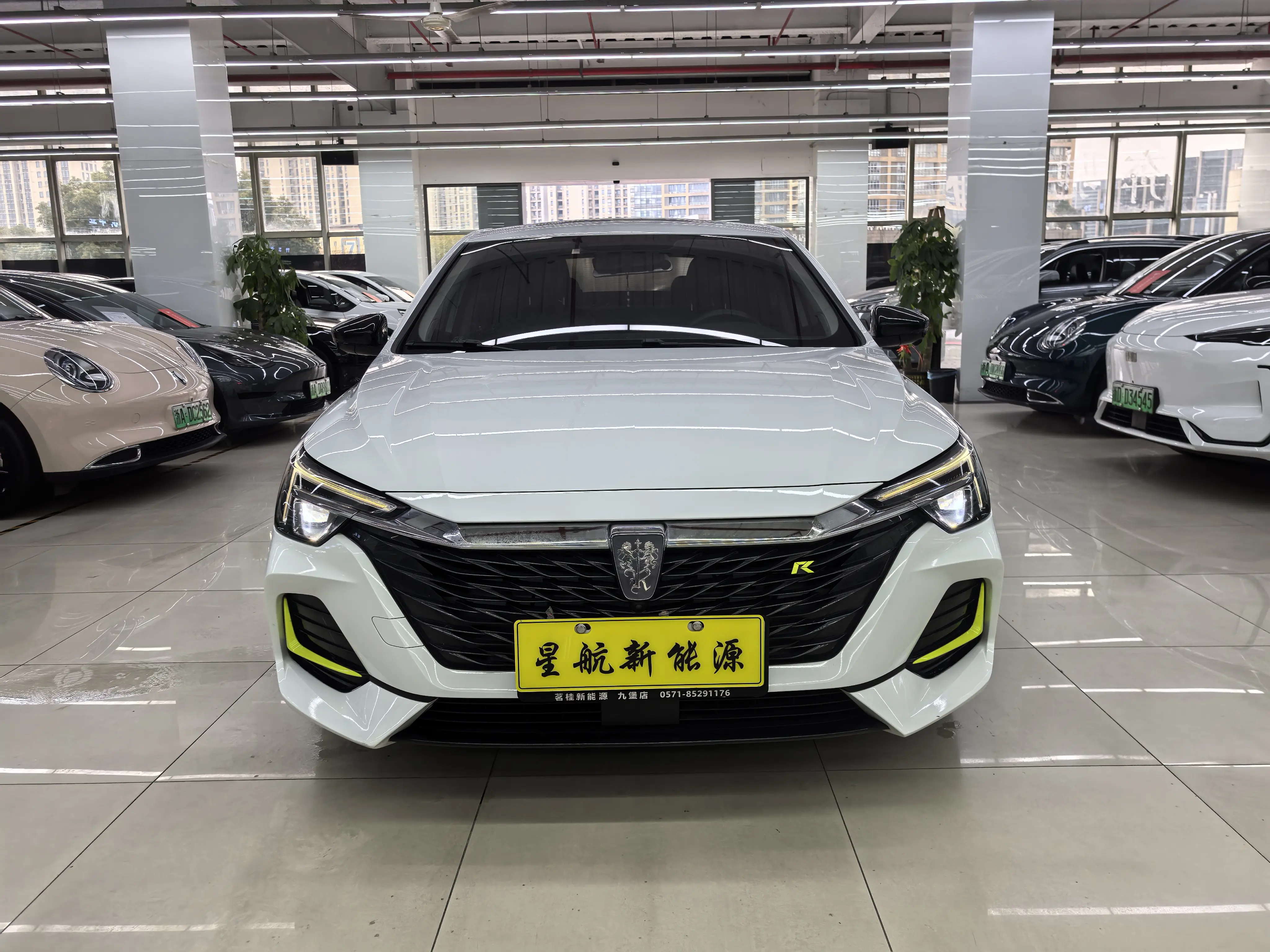 Roewe ei6 MAX  из Китая