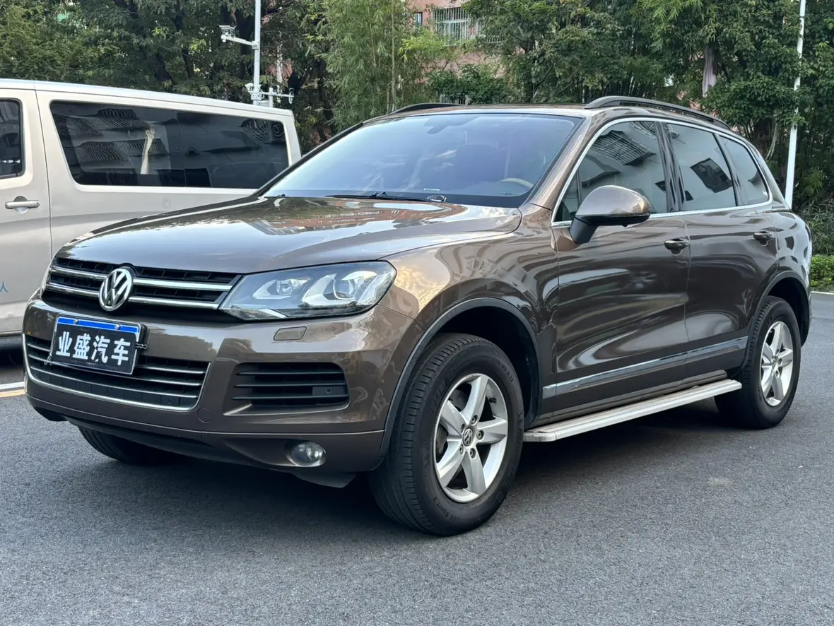 Volkswagen Touareg  из Китая