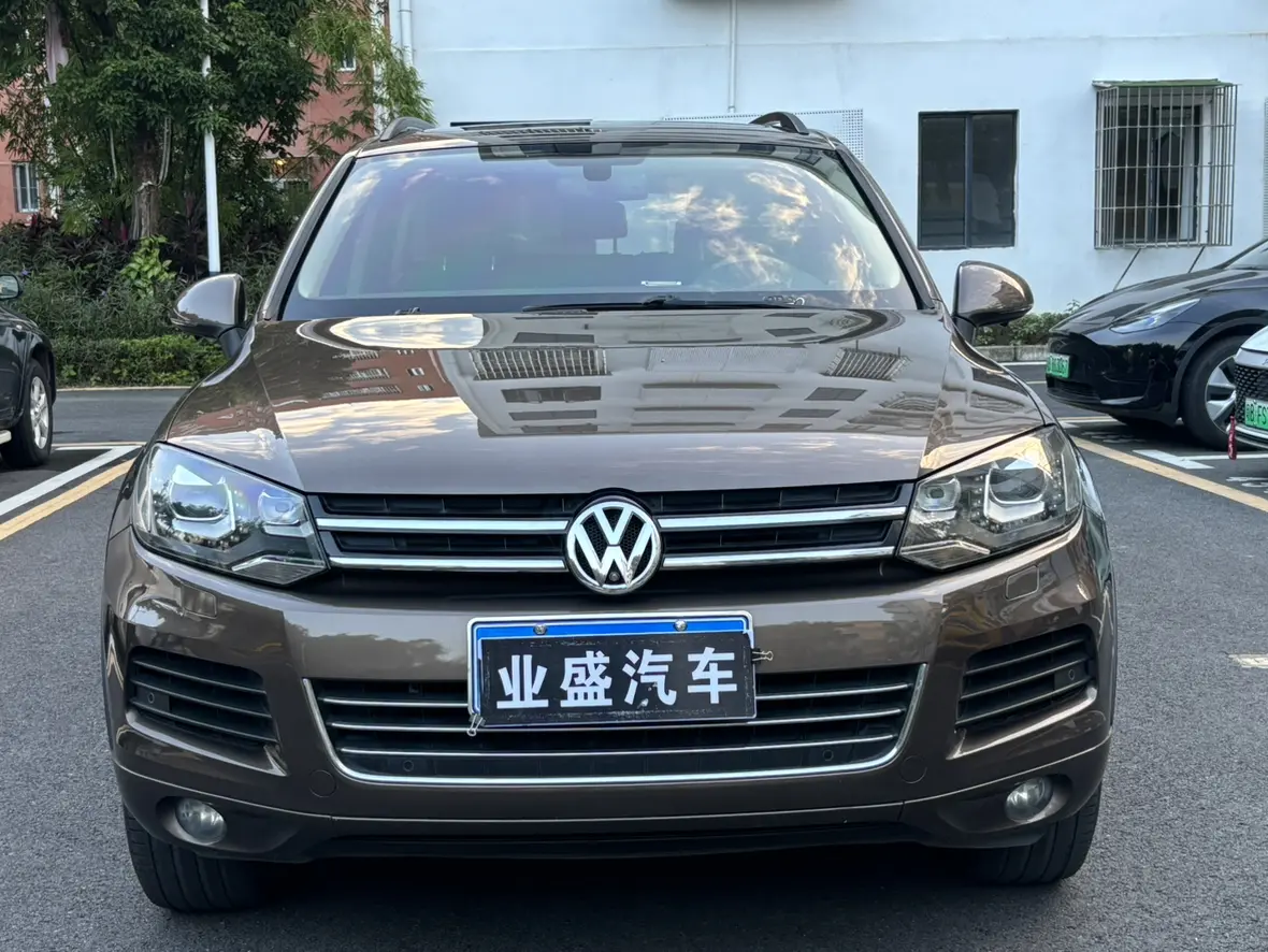 Volkswagen Touareg  из Китая