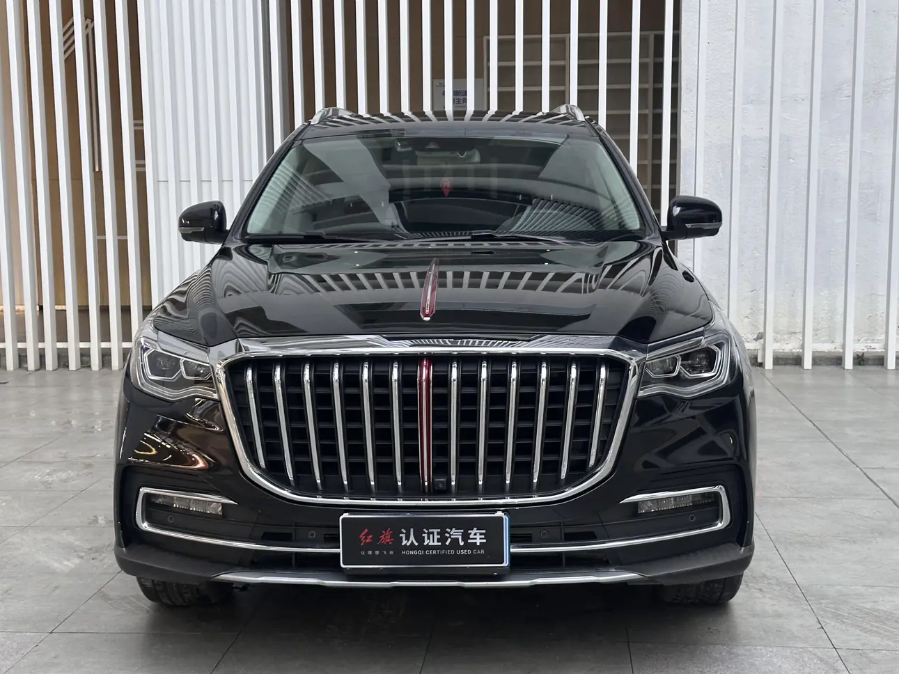 Hongqi HS7  из Китая