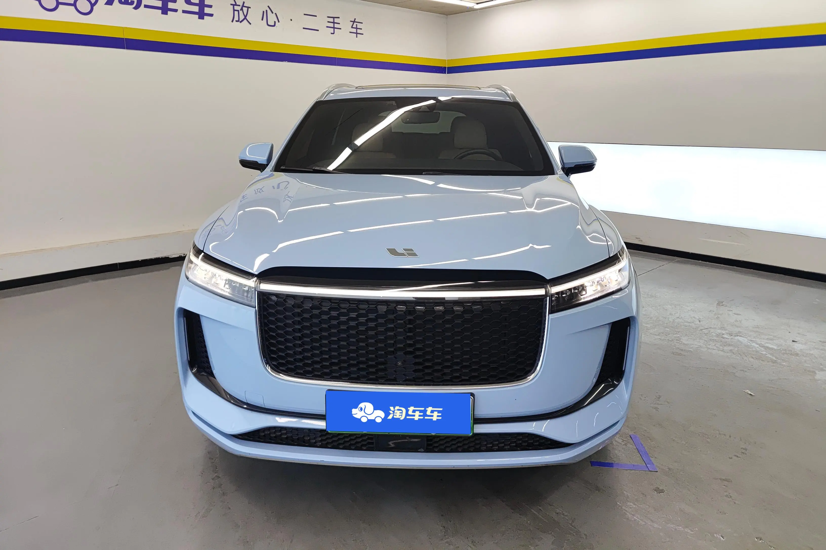 Li ONE (Ideal ONE)  из Китая