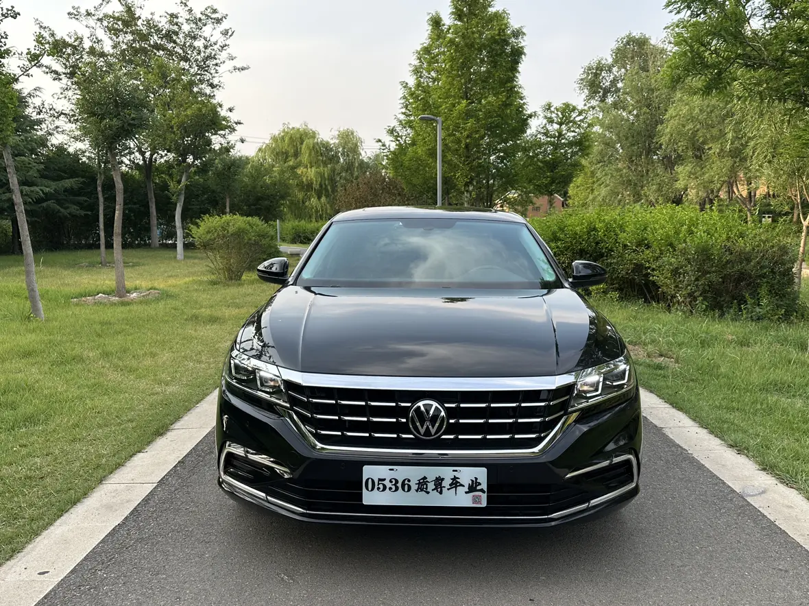 Volkswagen Passat  из Китая