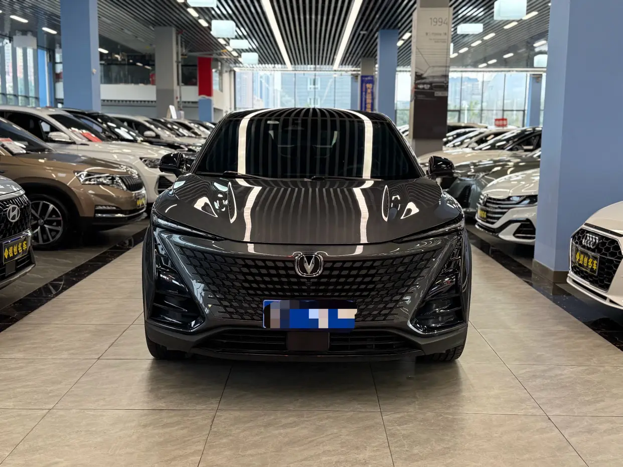 Changan UNI-T  из Китая