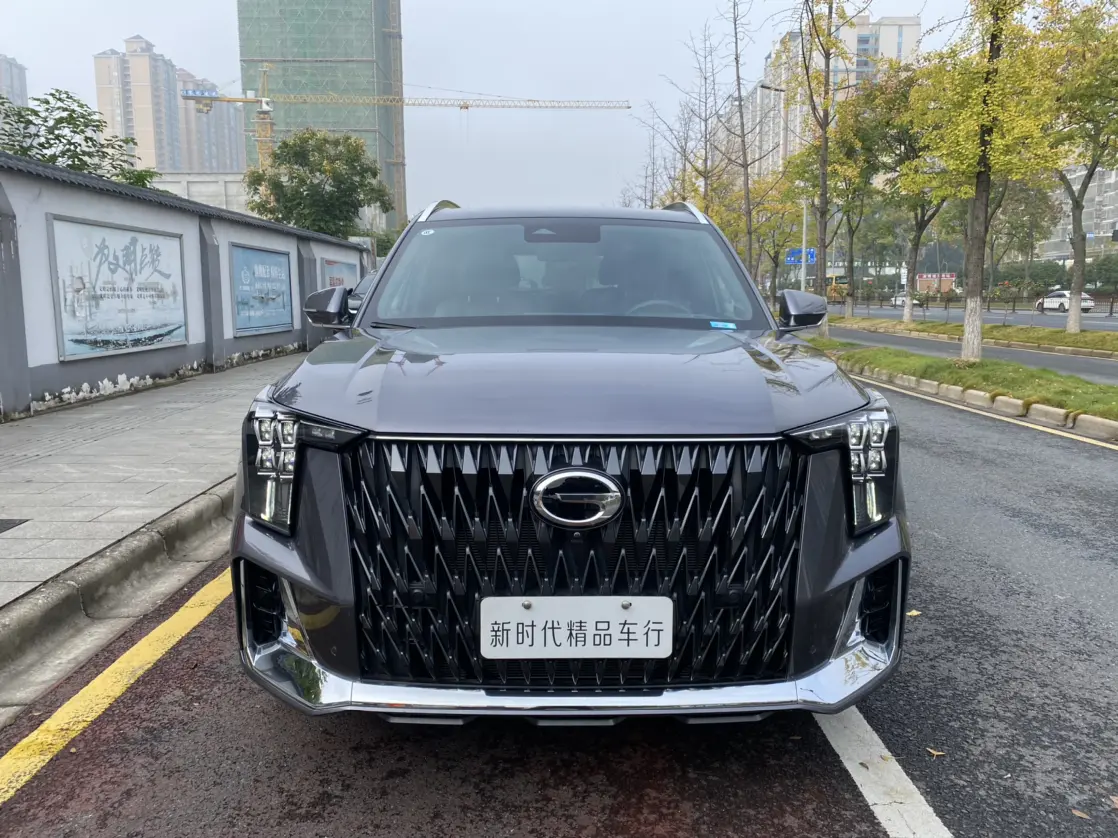 GAC Trumpchi GS8  из Китая