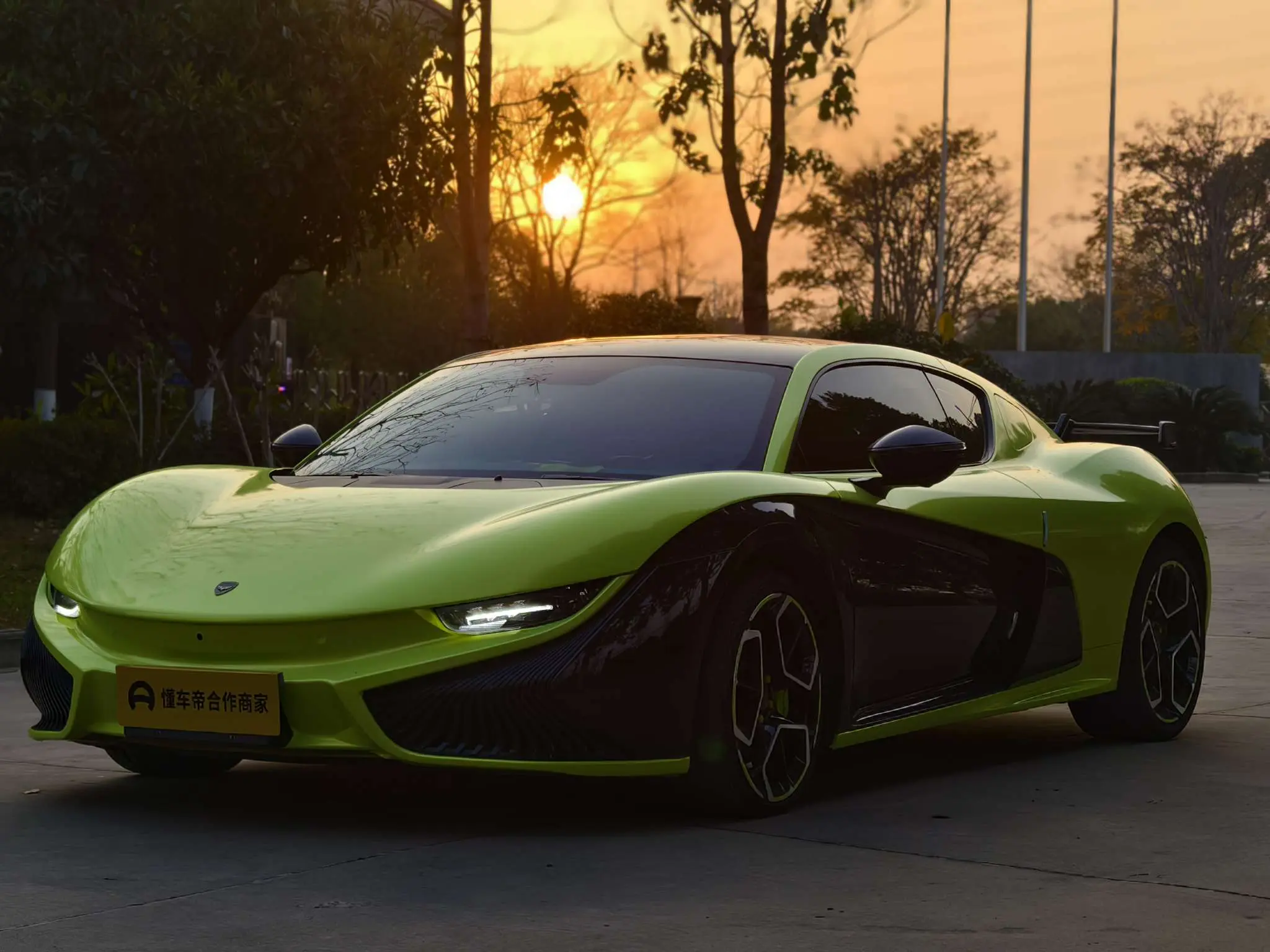 Future Qiantu K50  из Китая