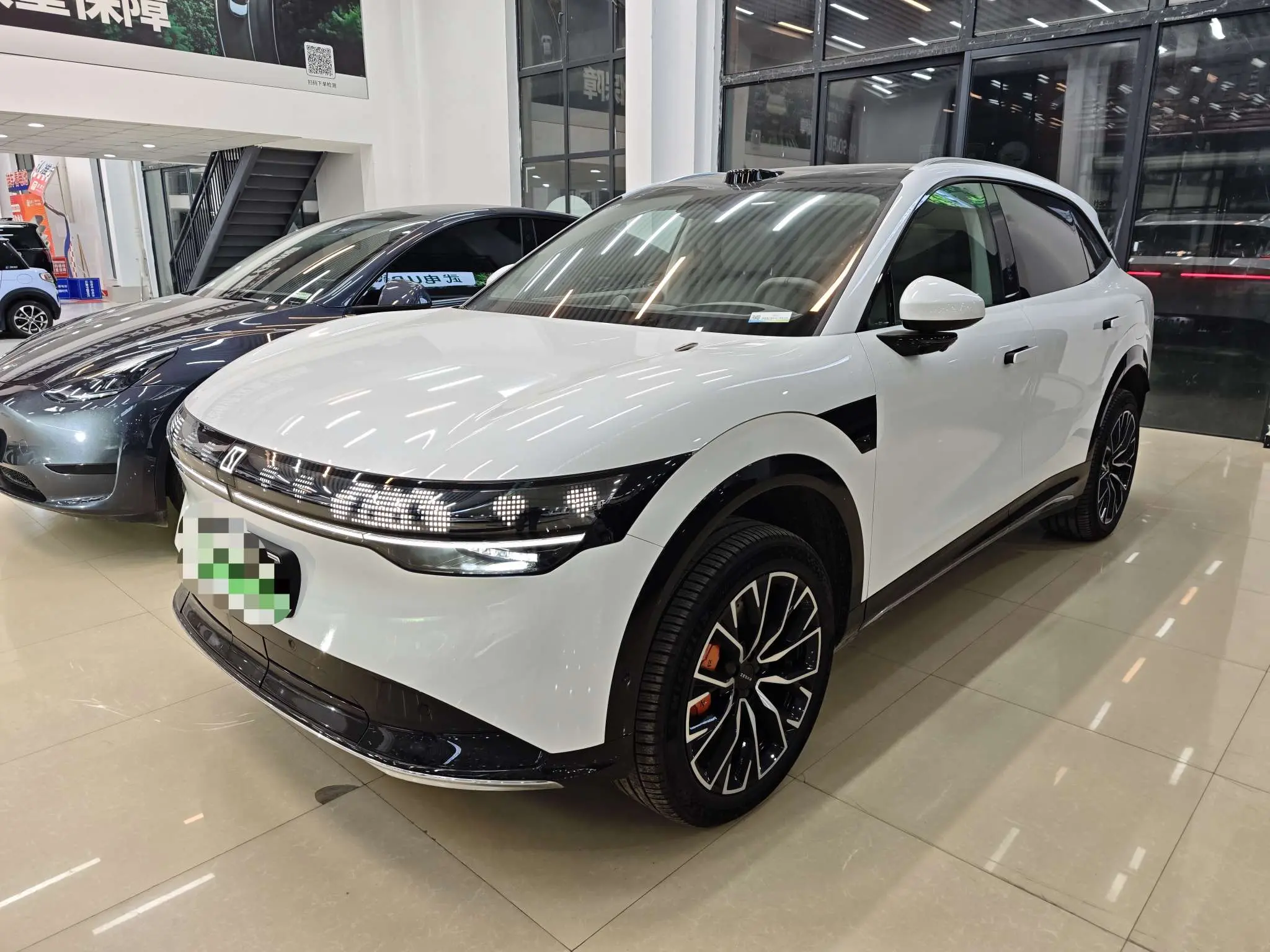 ZEEKR 7X  из Китая