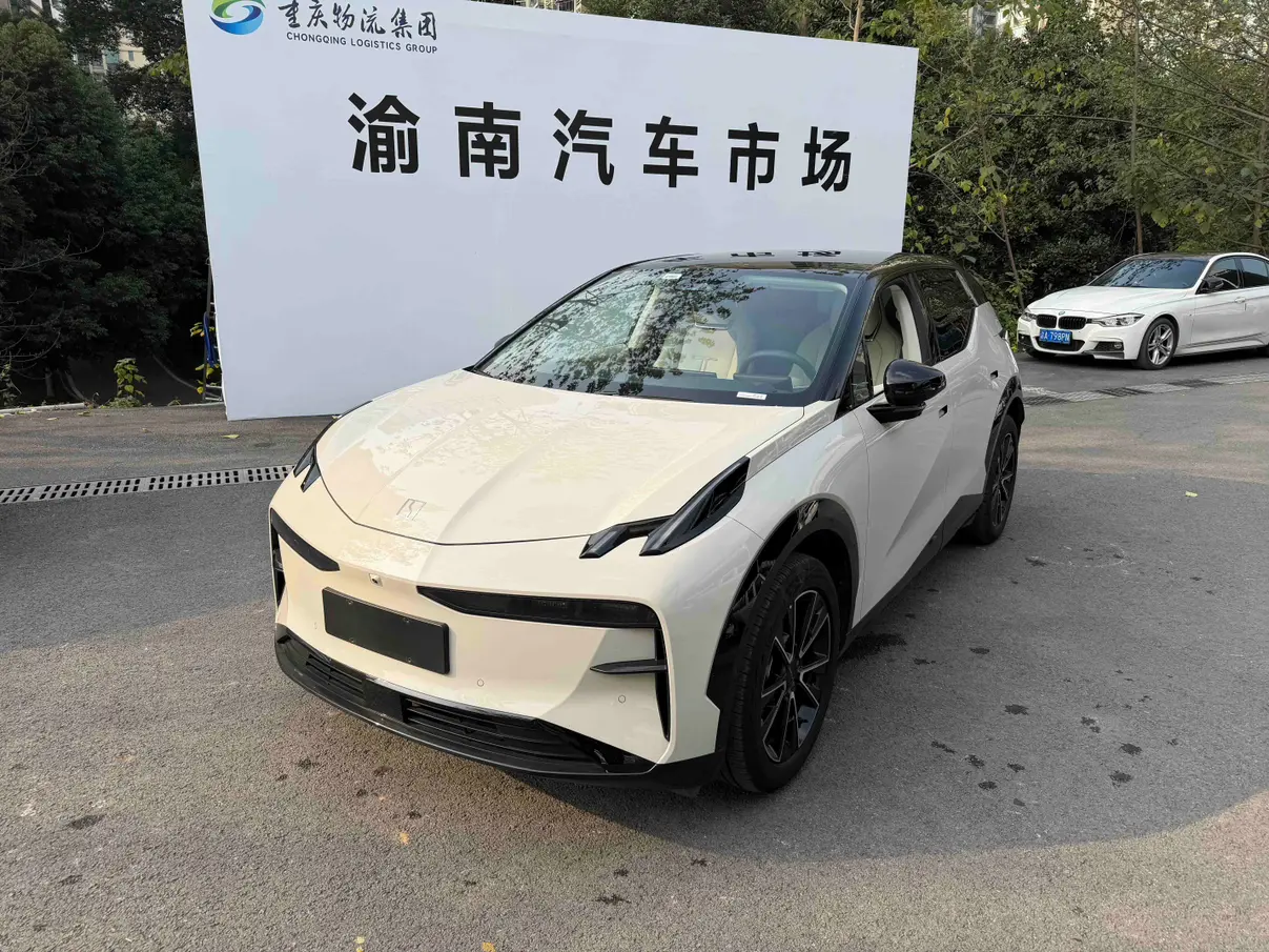 ZEEKR X  из Китая