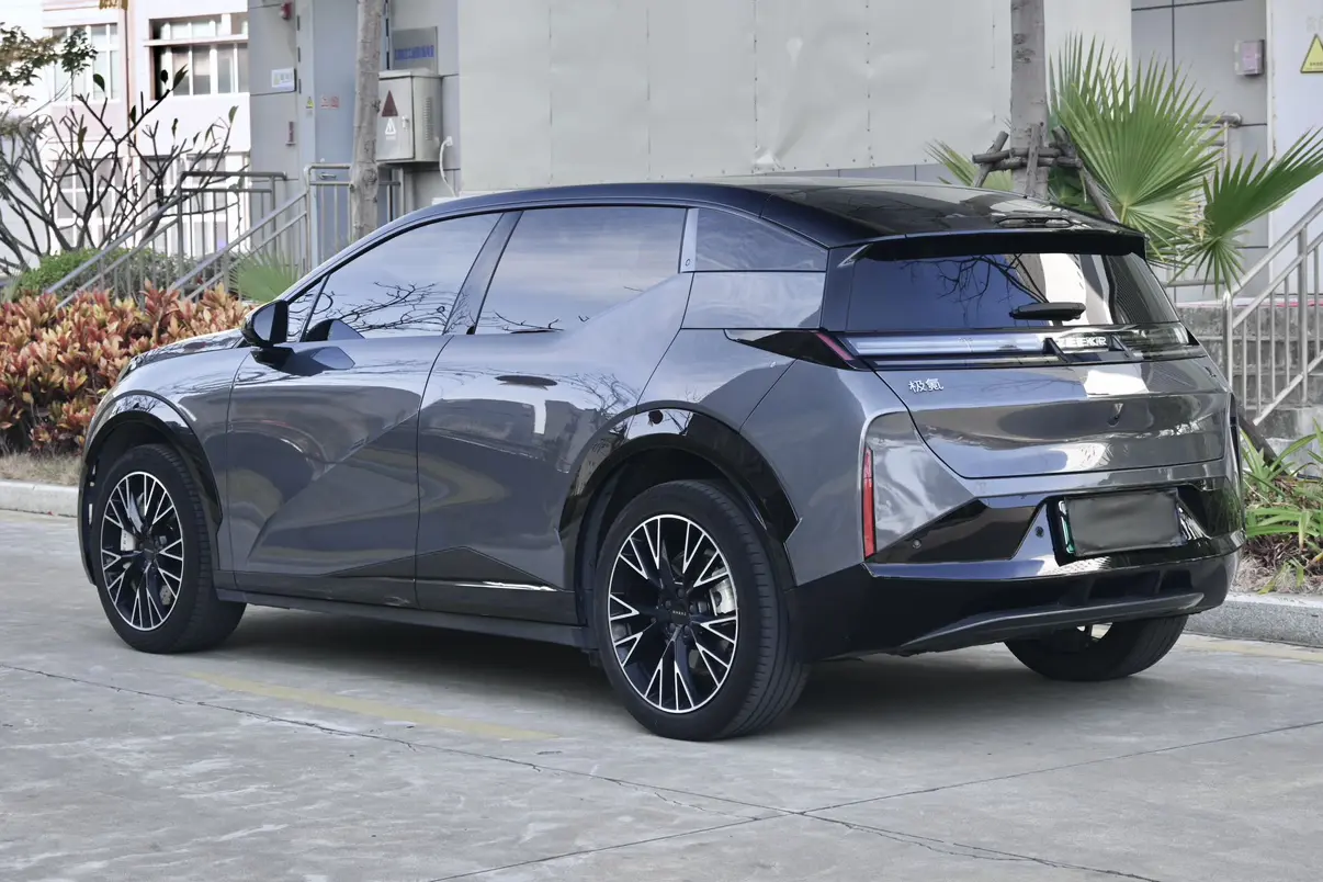 ZEEKR X  из Китая