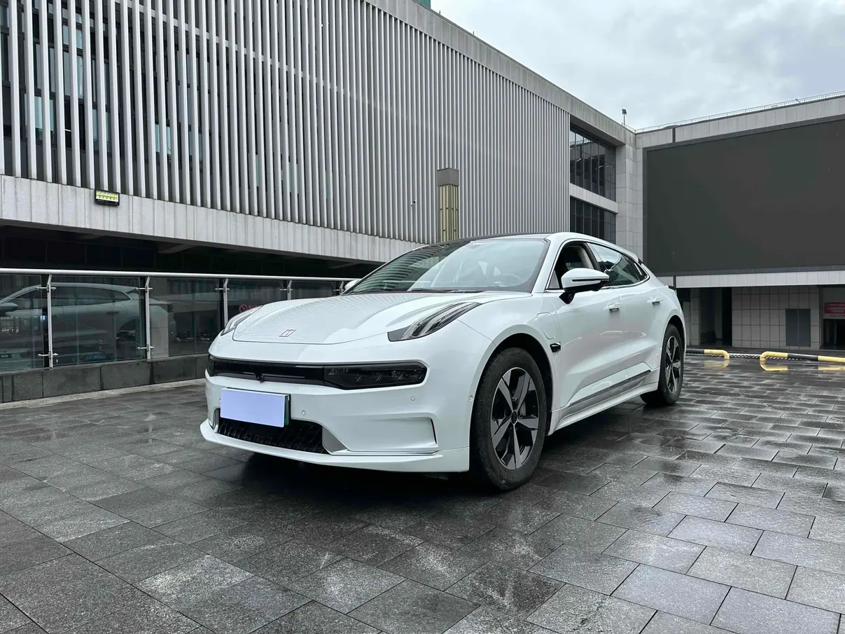 ZEEKR 001  из Китая