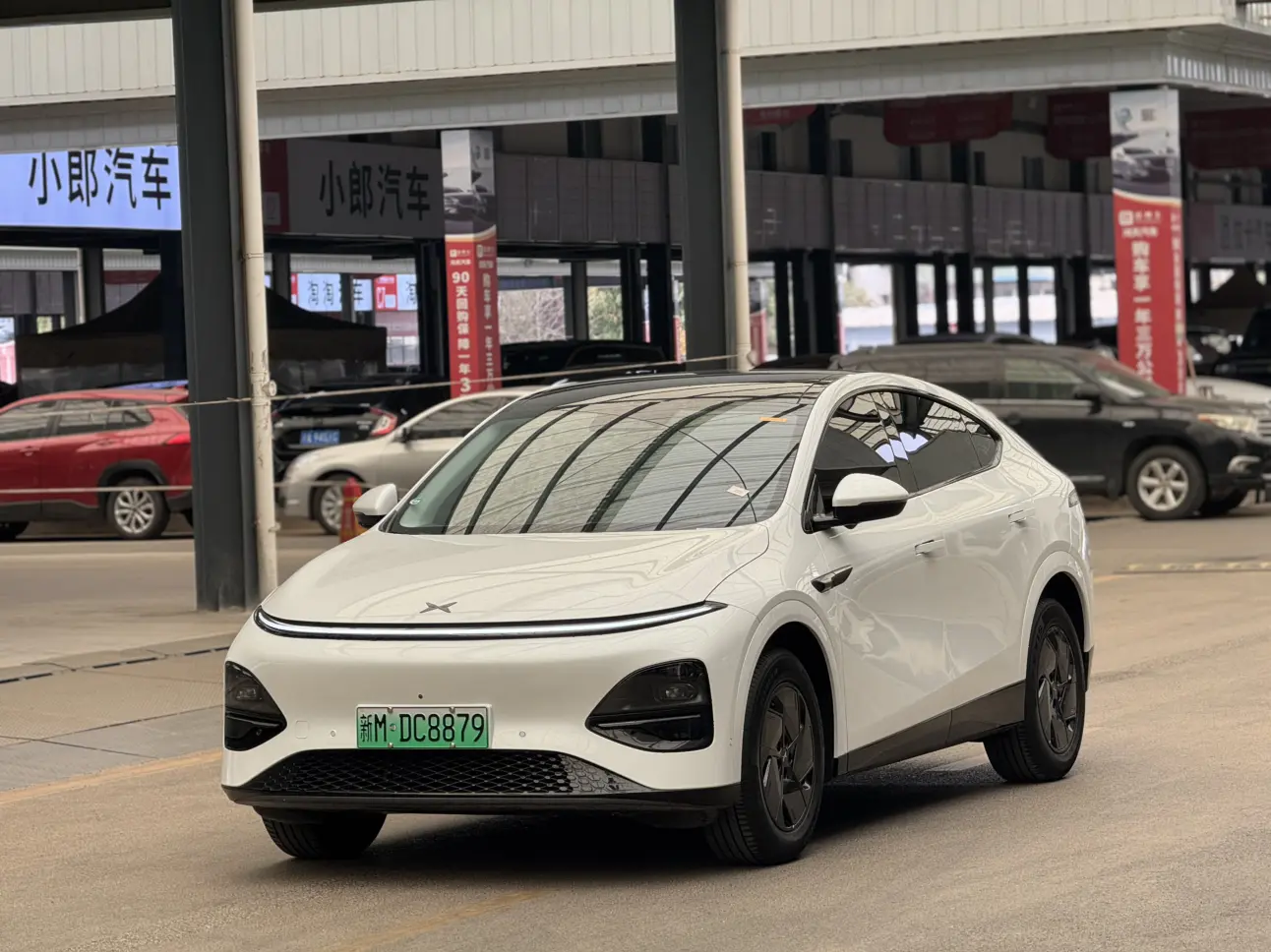 Xpeng G6  из Китая