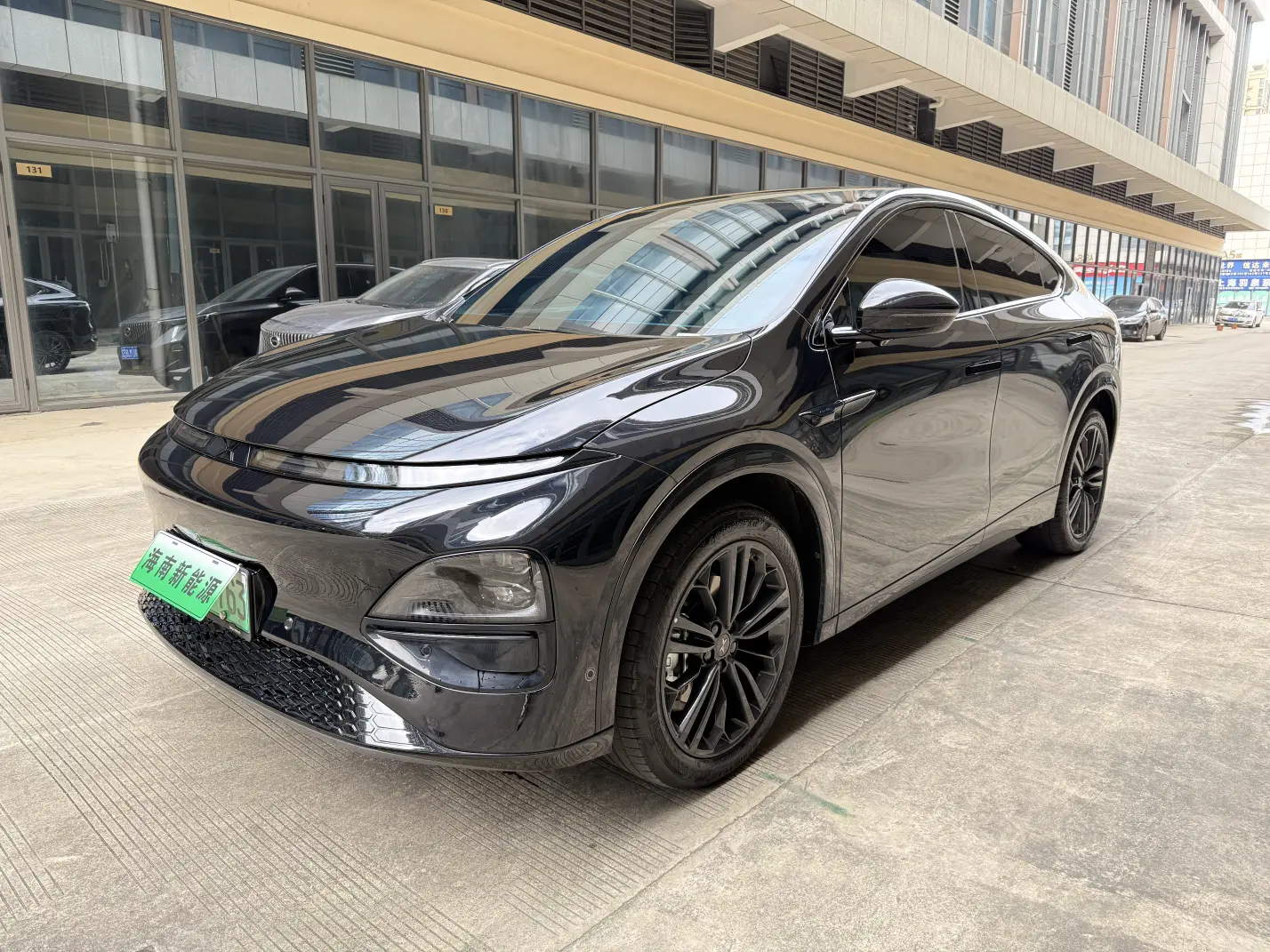 Xpeng G6  из Китая